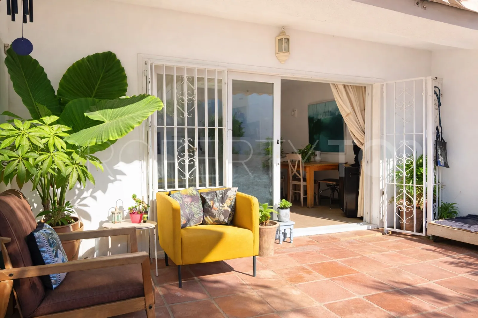 2 bedrooms semi detached house for sale in Benamara