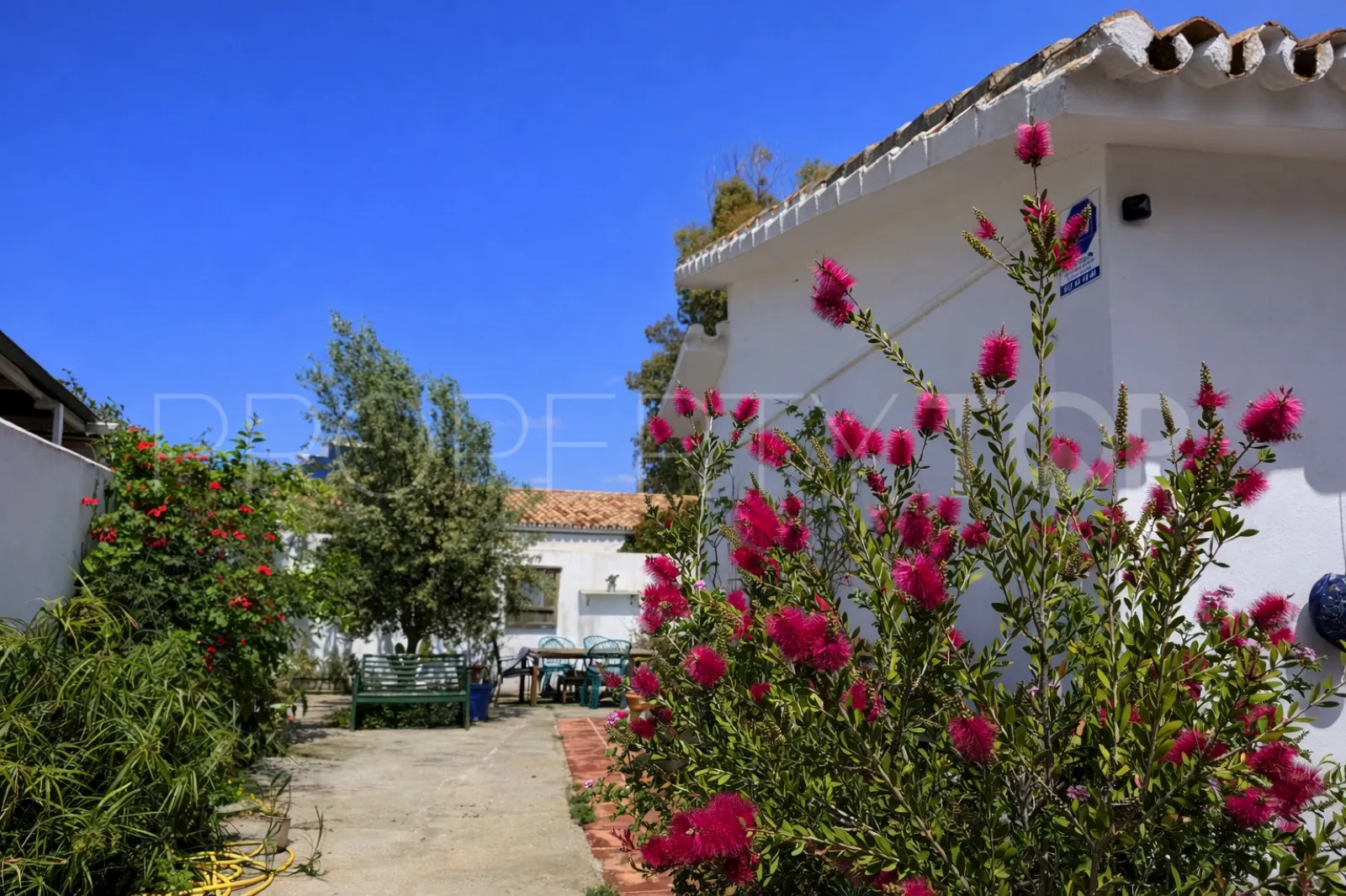 2 bedrooms semi detached house for sale in Benamara