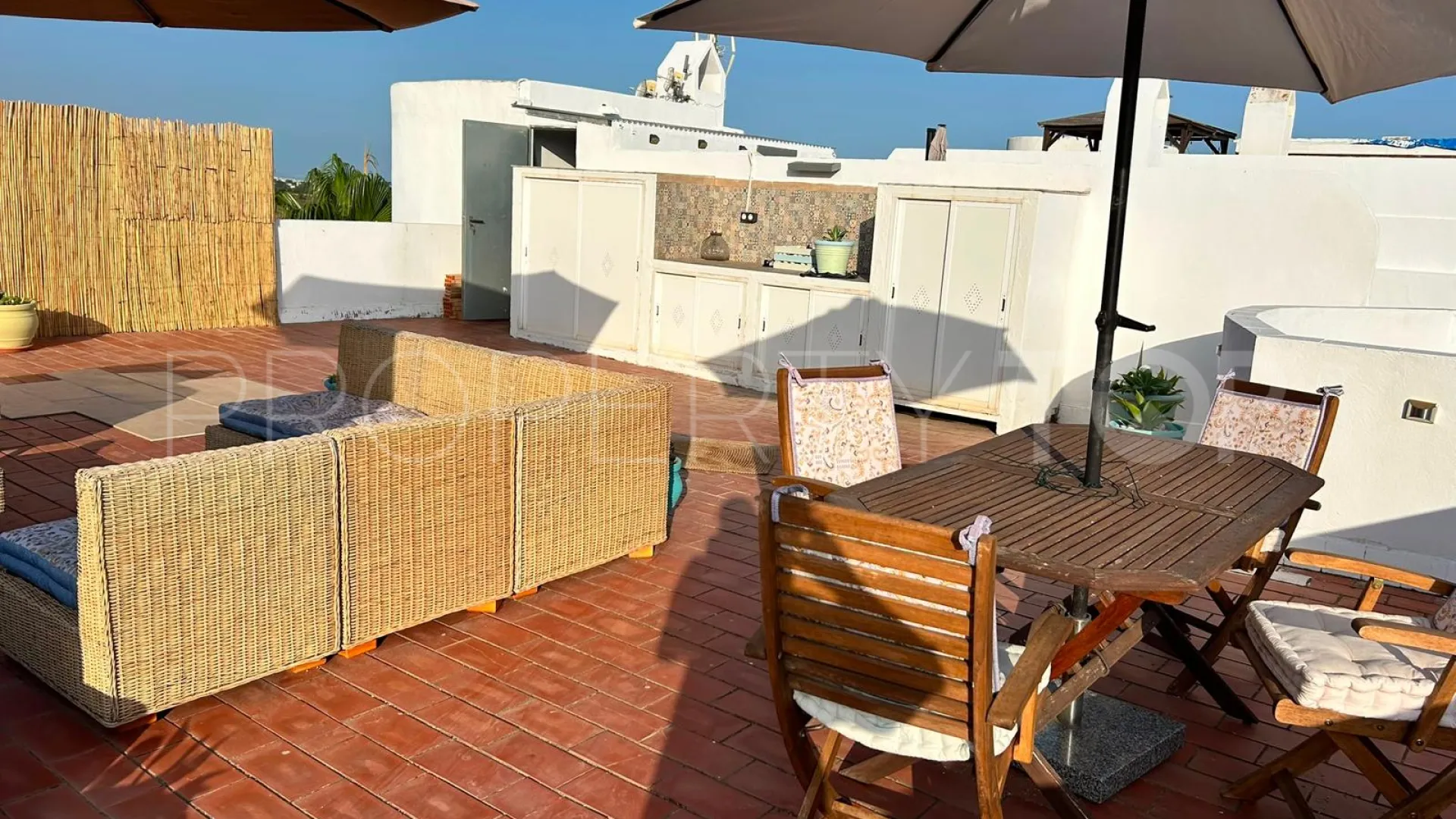 Estepona Golf, atico duplex a la venta