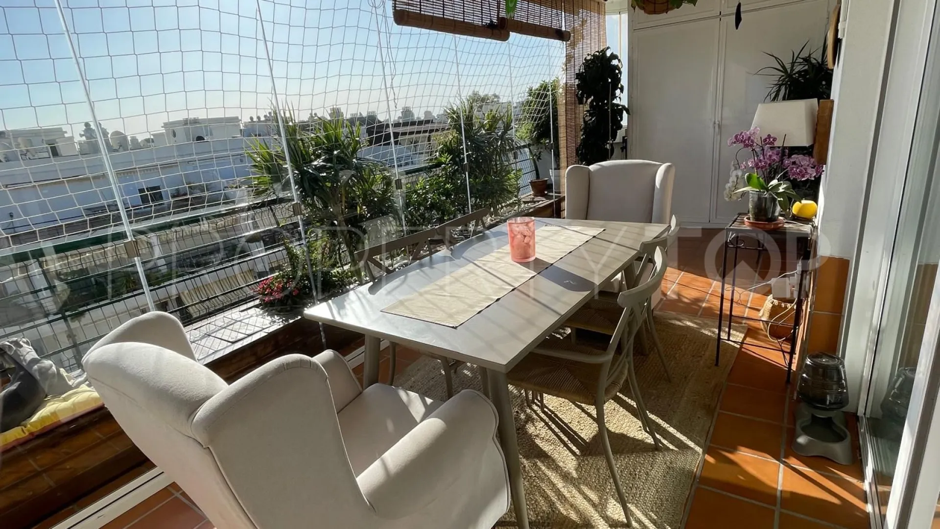 2 bedrooms penthouse in Campos de Guadalmina for sale