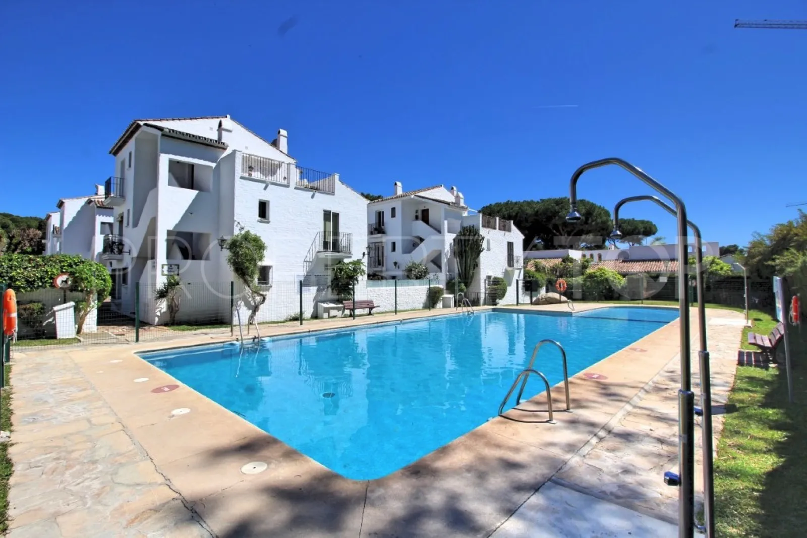 Apartamento planta baja de 1 dormitorio en venta en Benamara