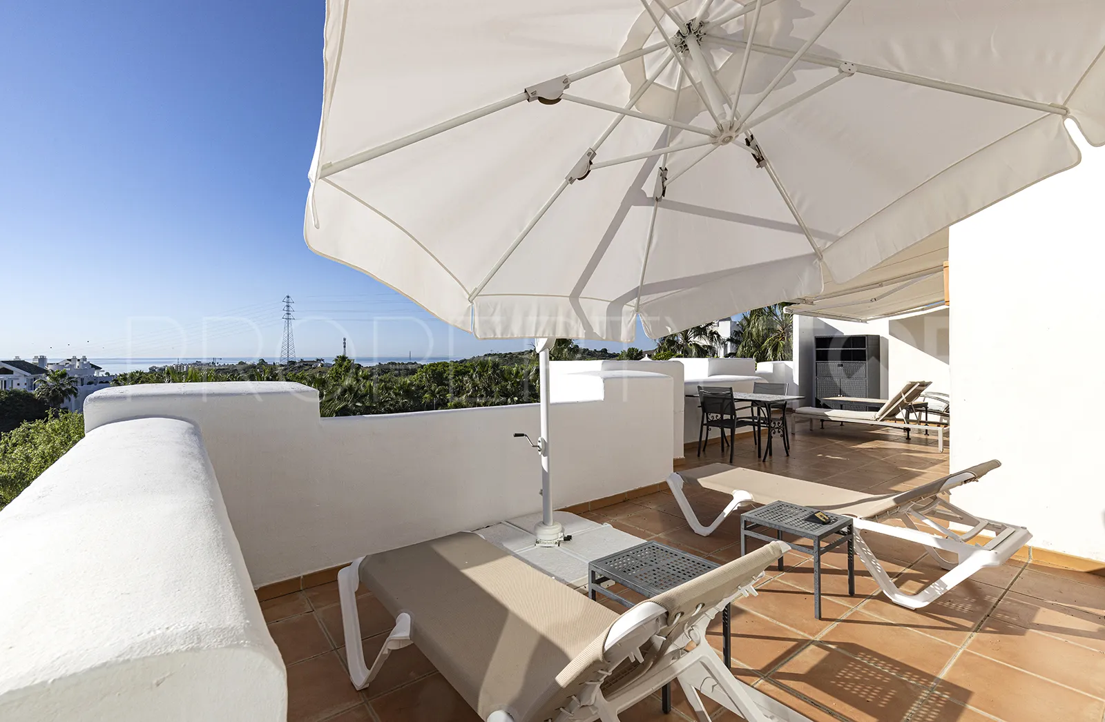 2 bedrooms penthouse for sale in Alcazaba Lagoon
