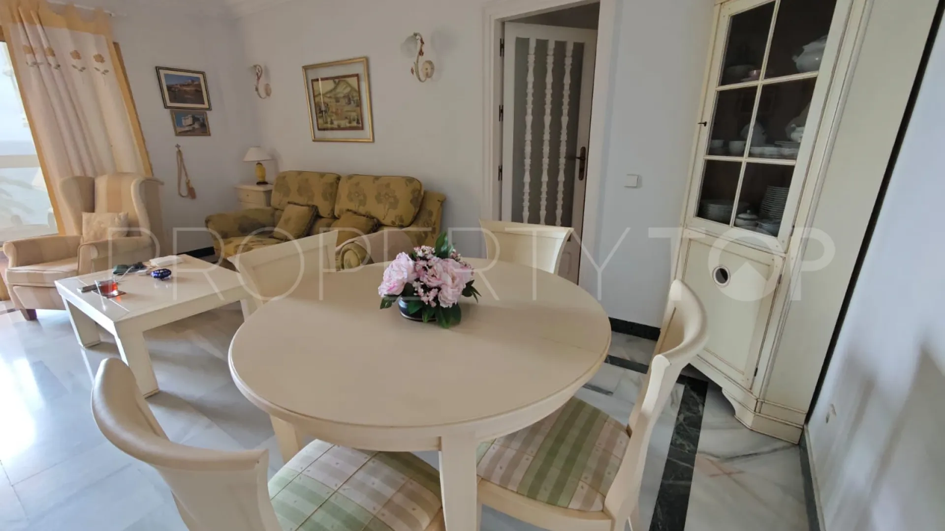 Marbella Ciudad, apartamento con 2 dormitorios en venta