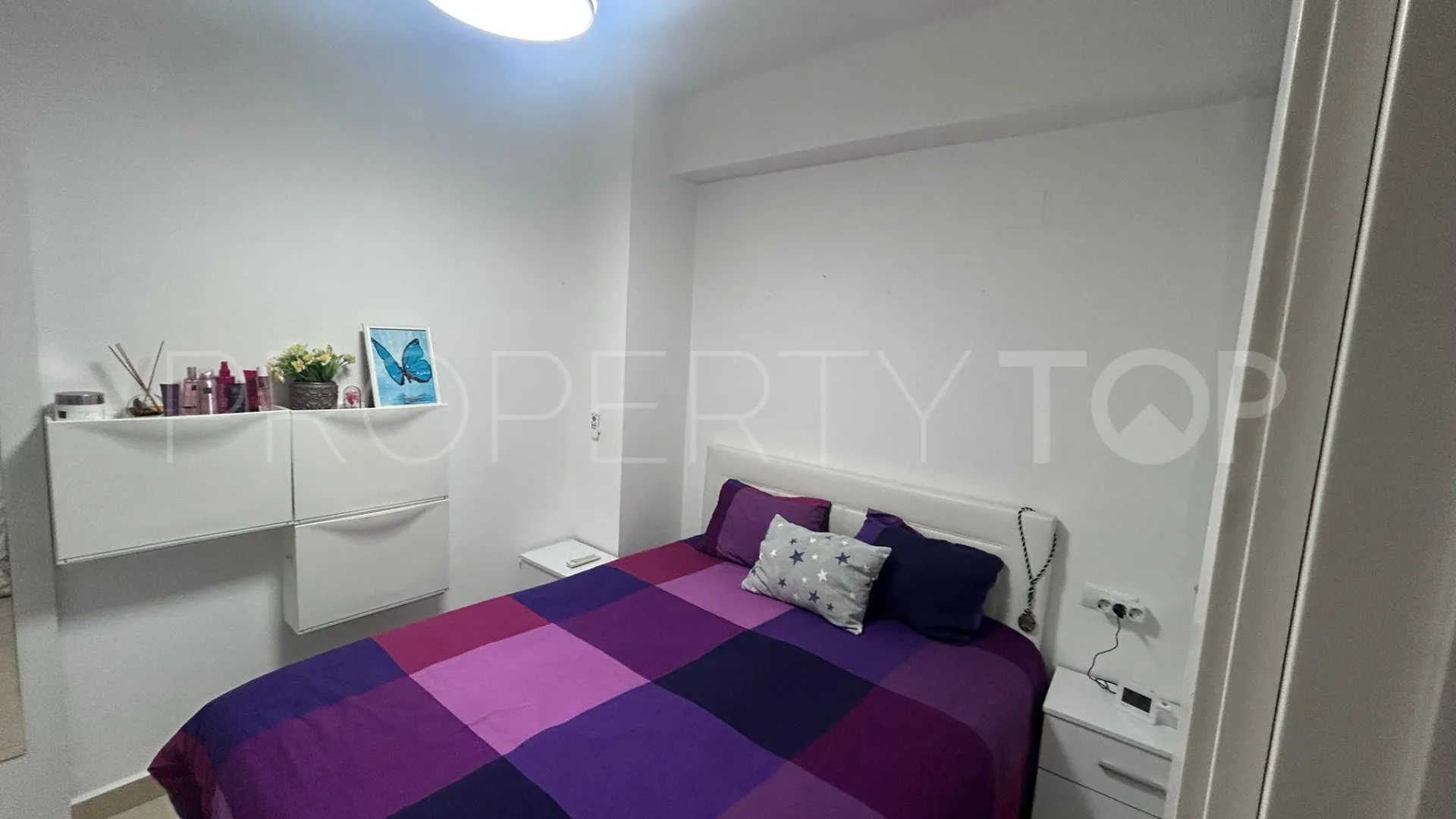 Apartamento planta baja en venta en Estepona Centro de 2 dormitorios