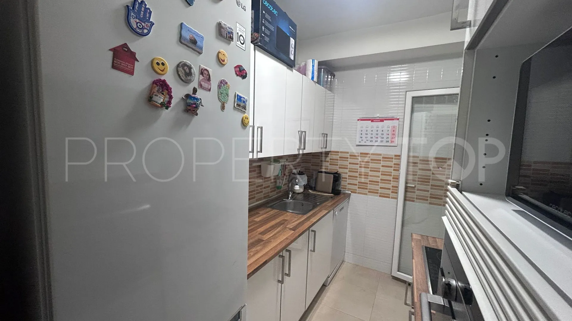 Apartamento planta baja en venta en Estepona Centro de 2 dormitorios