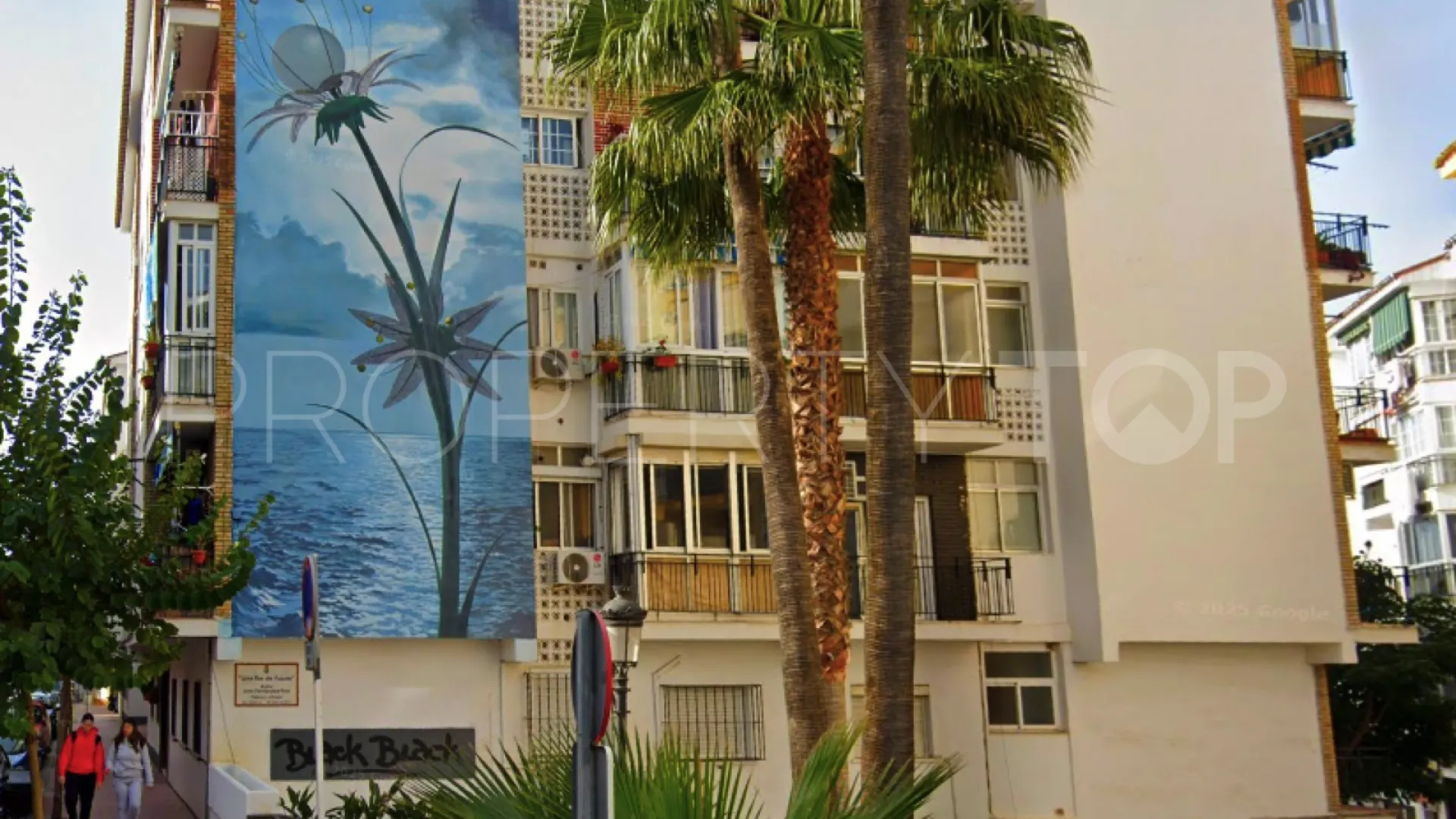 Apartamento planta baja en venta en Estepona Centro de 2 dormitorios