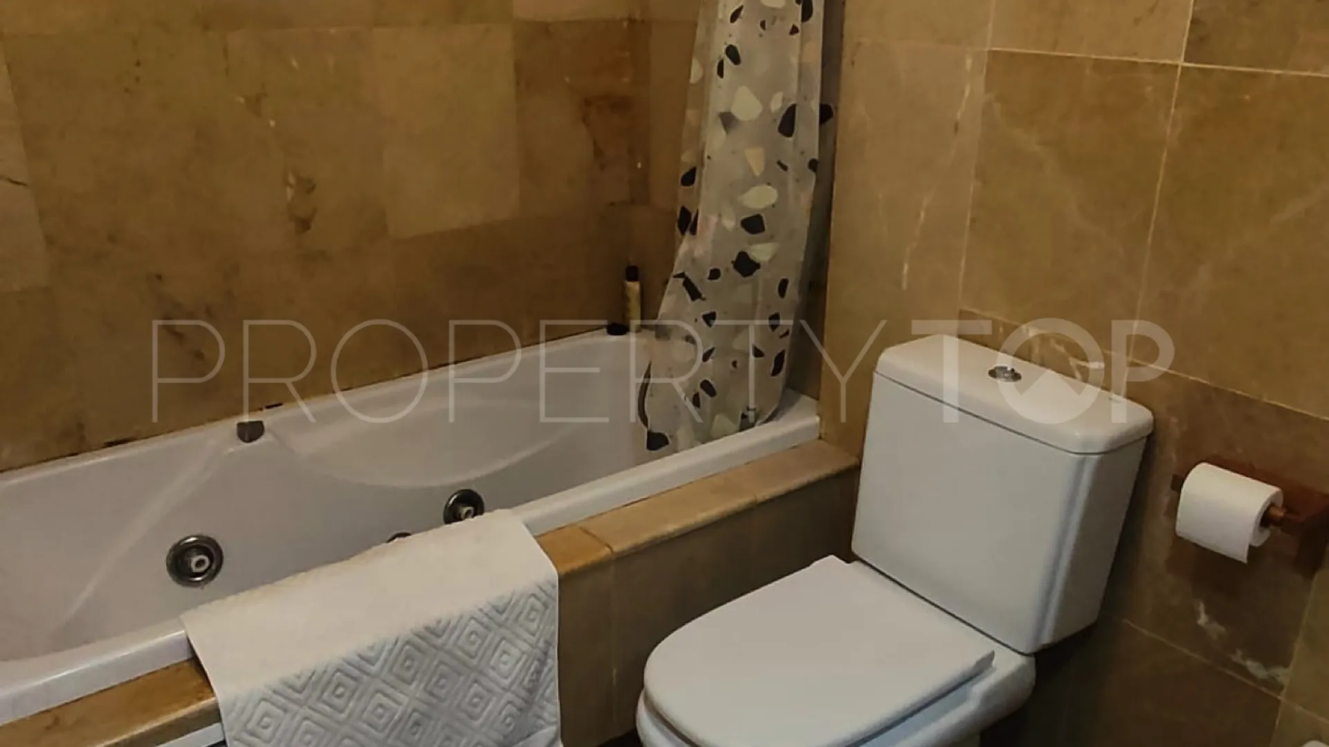 For sale apartment in Estepona Centre