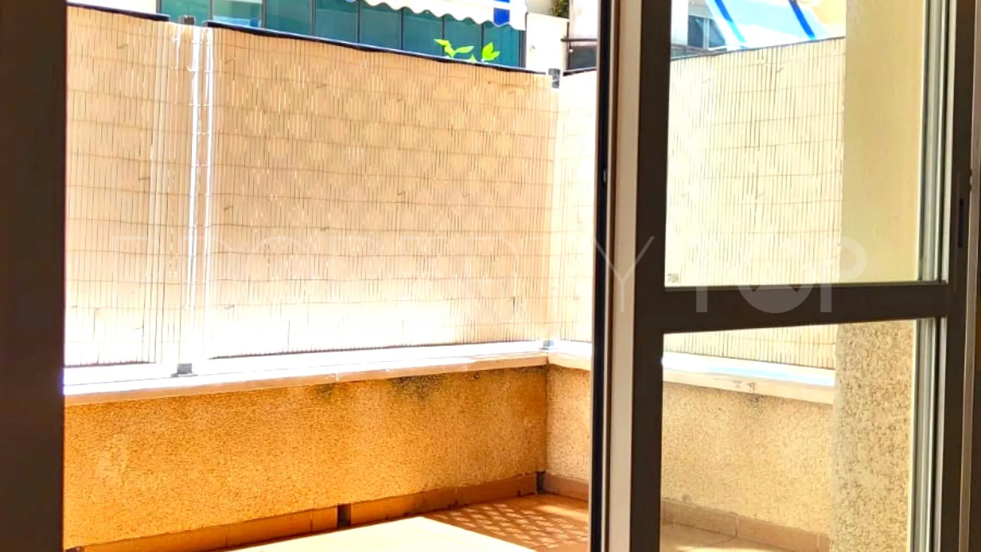 For sale apartment in Estepona Centre