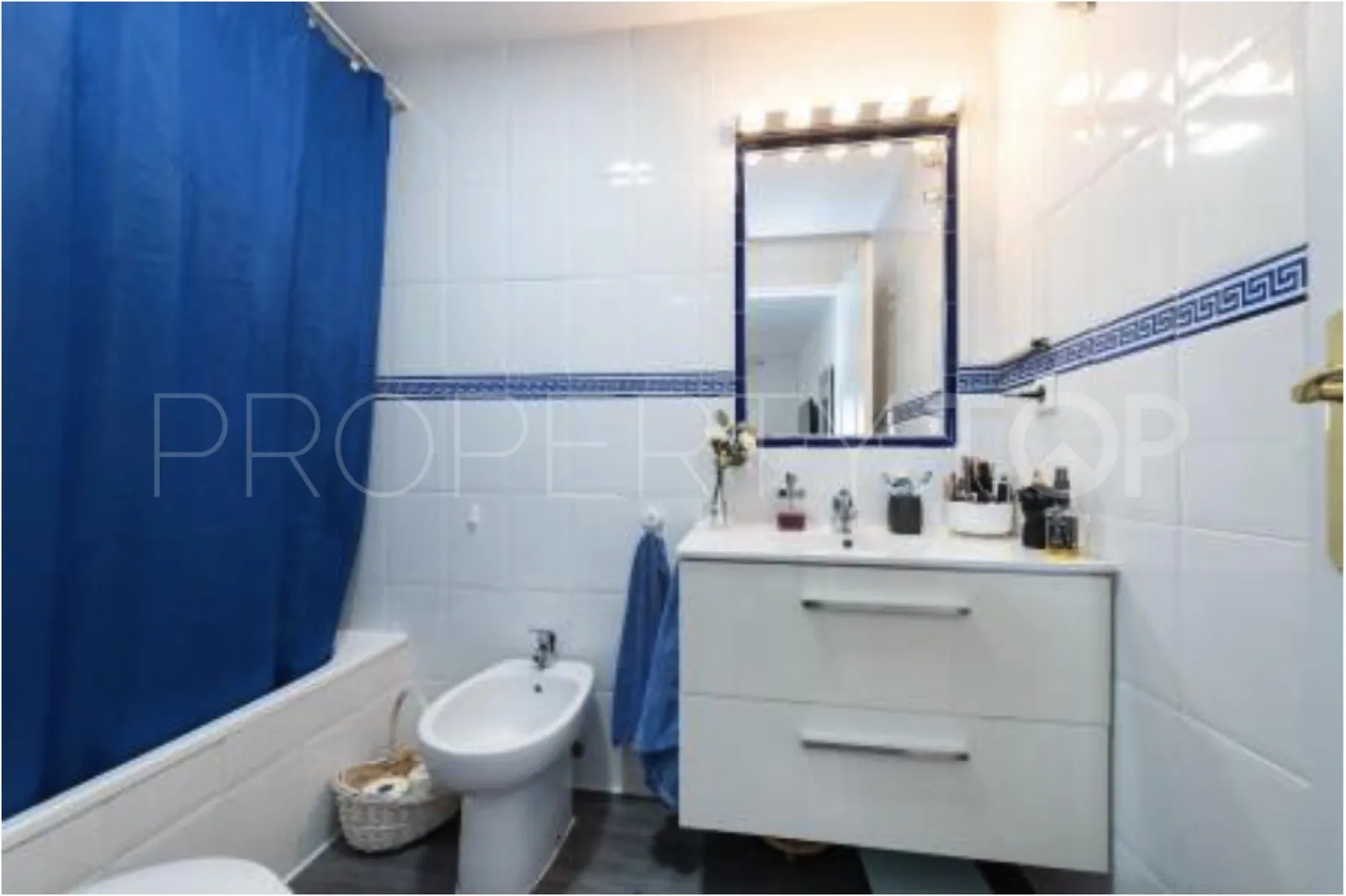 Ground floor apartment with 2 bedrooms for sale in Doña Julia