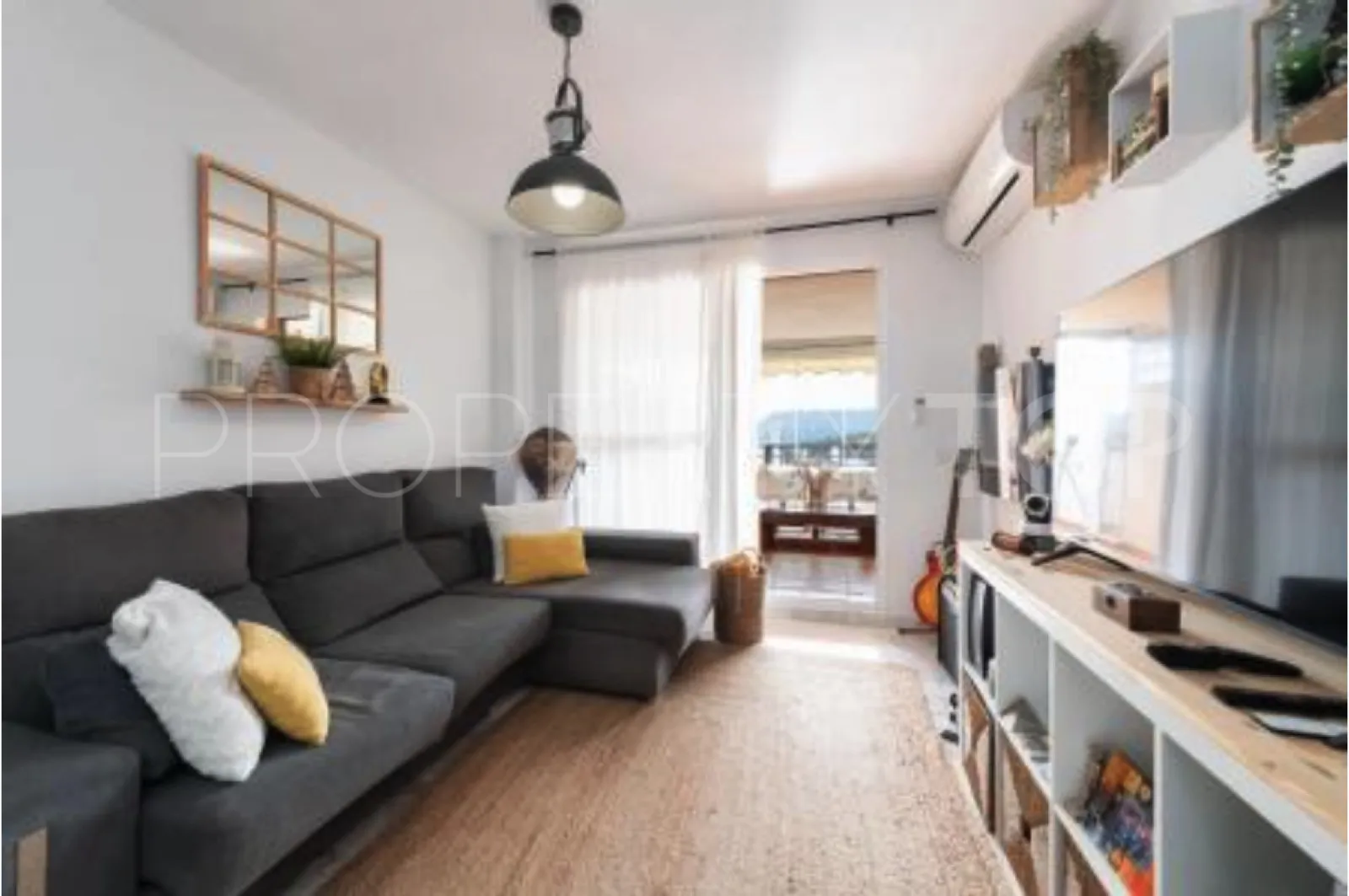 Ground floor apartment with 2 bedrooms for sale in Doña Julia
