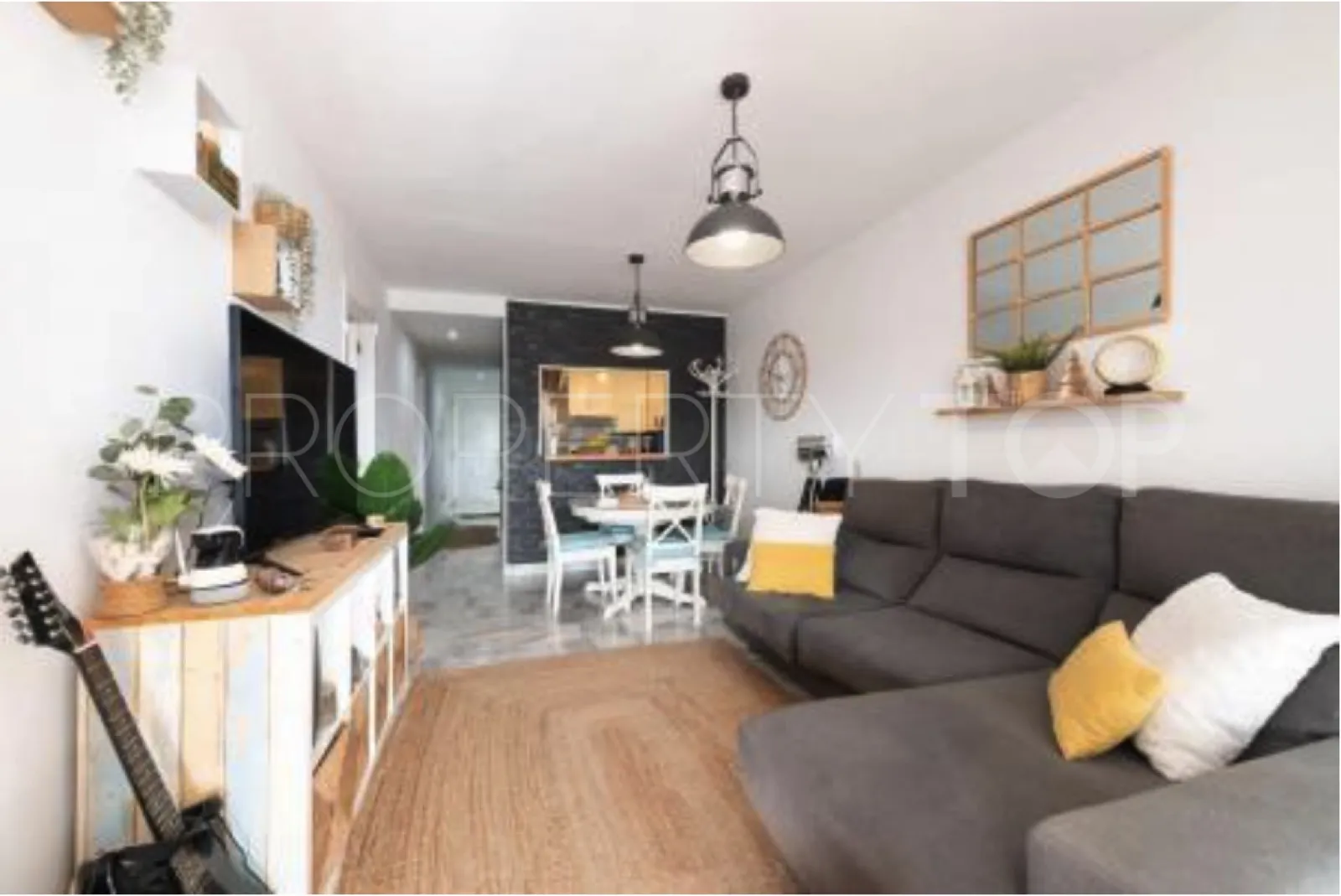 Ground floor apartment with 2 bedrooms for sale in Doña Julia