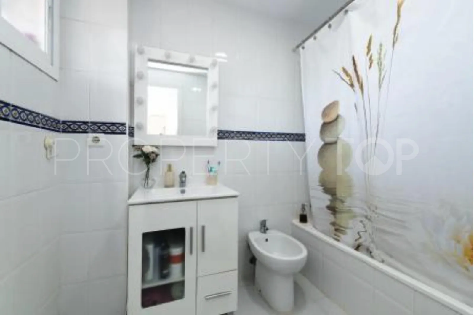 Ground floor apartment with 2 bedrooms for sale in Doña Julia