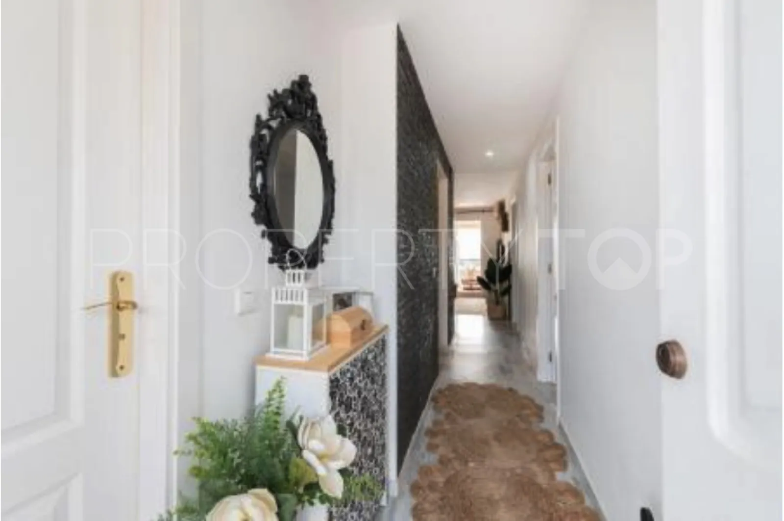 Ground floor apartment with 2 bedrooms for sale in Doña Julia