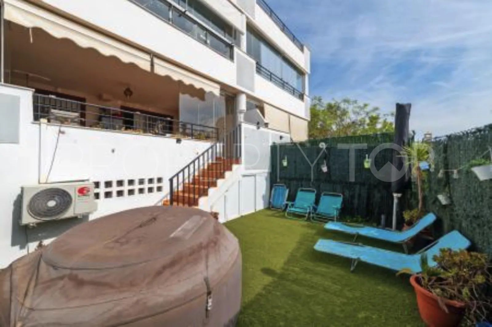 Ground floor apartment with 2 bedrooms for sale in Doña Julia