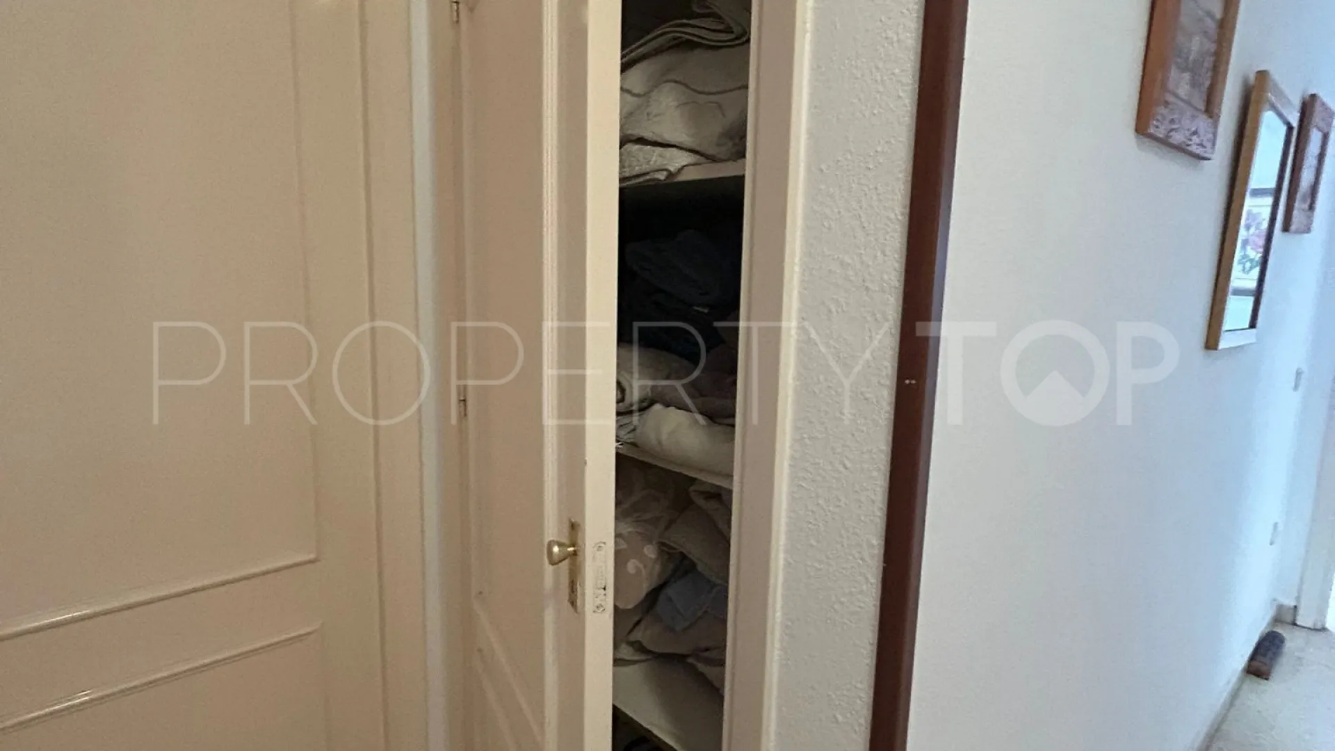 Buy 3 bedrooms apartment in Miraflores
