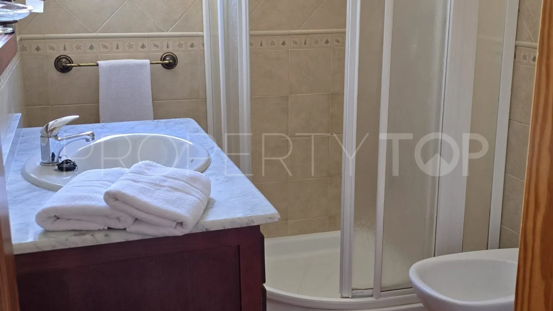 Adosado de 4 dormitorios en venta en Bello Horizonte