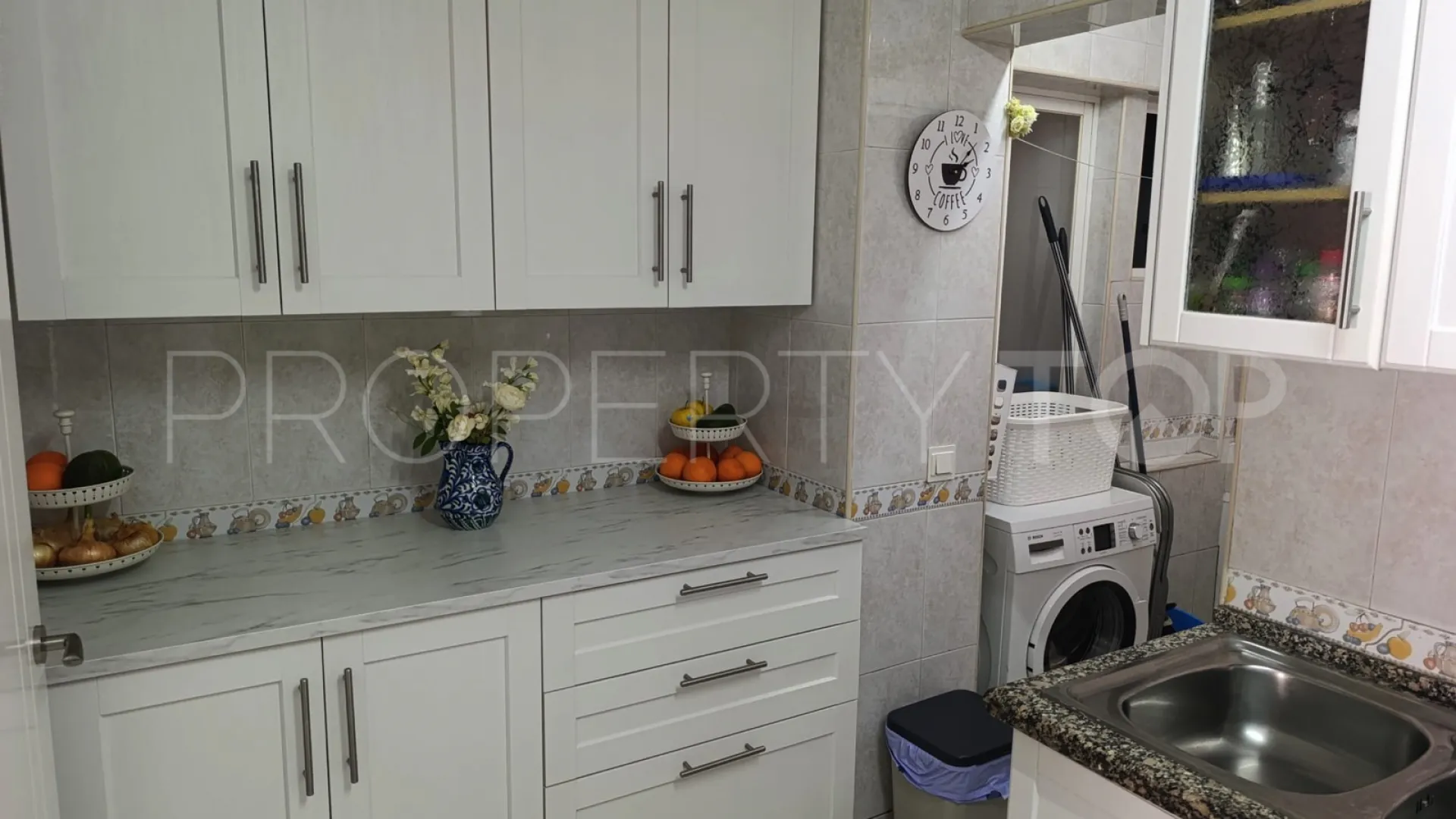 Apartamento de 4 dormitorios en venta en Ricardo Soriano