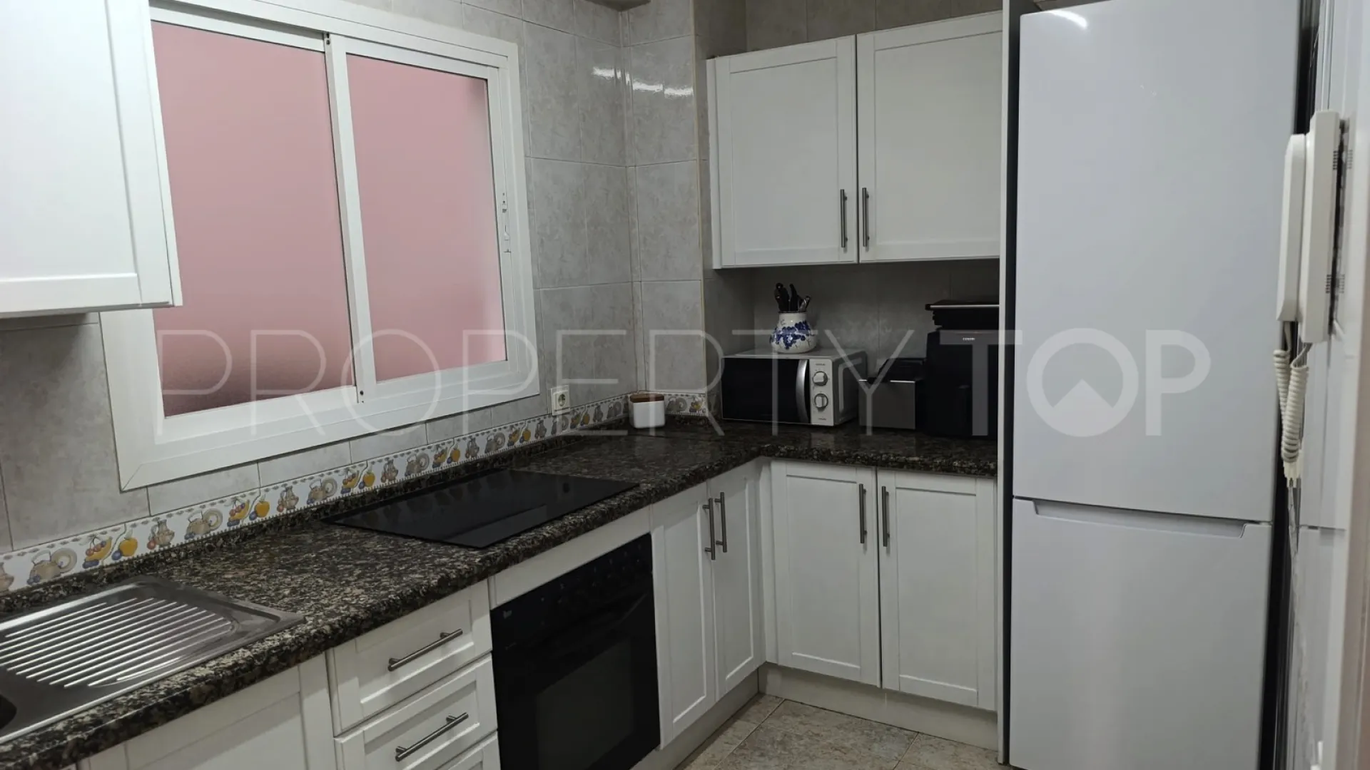 Apartamento de 4 dormitorios en venta en Ricardo Soriano