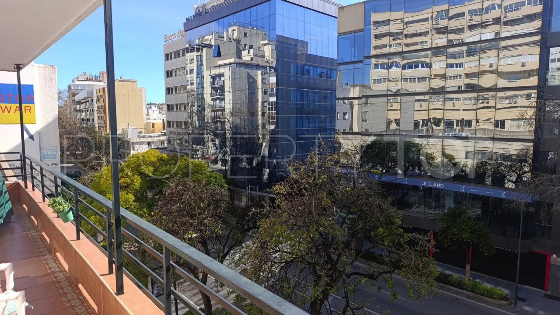 Apartamento de 4 dormitorios en venta en Ricardo Soriano