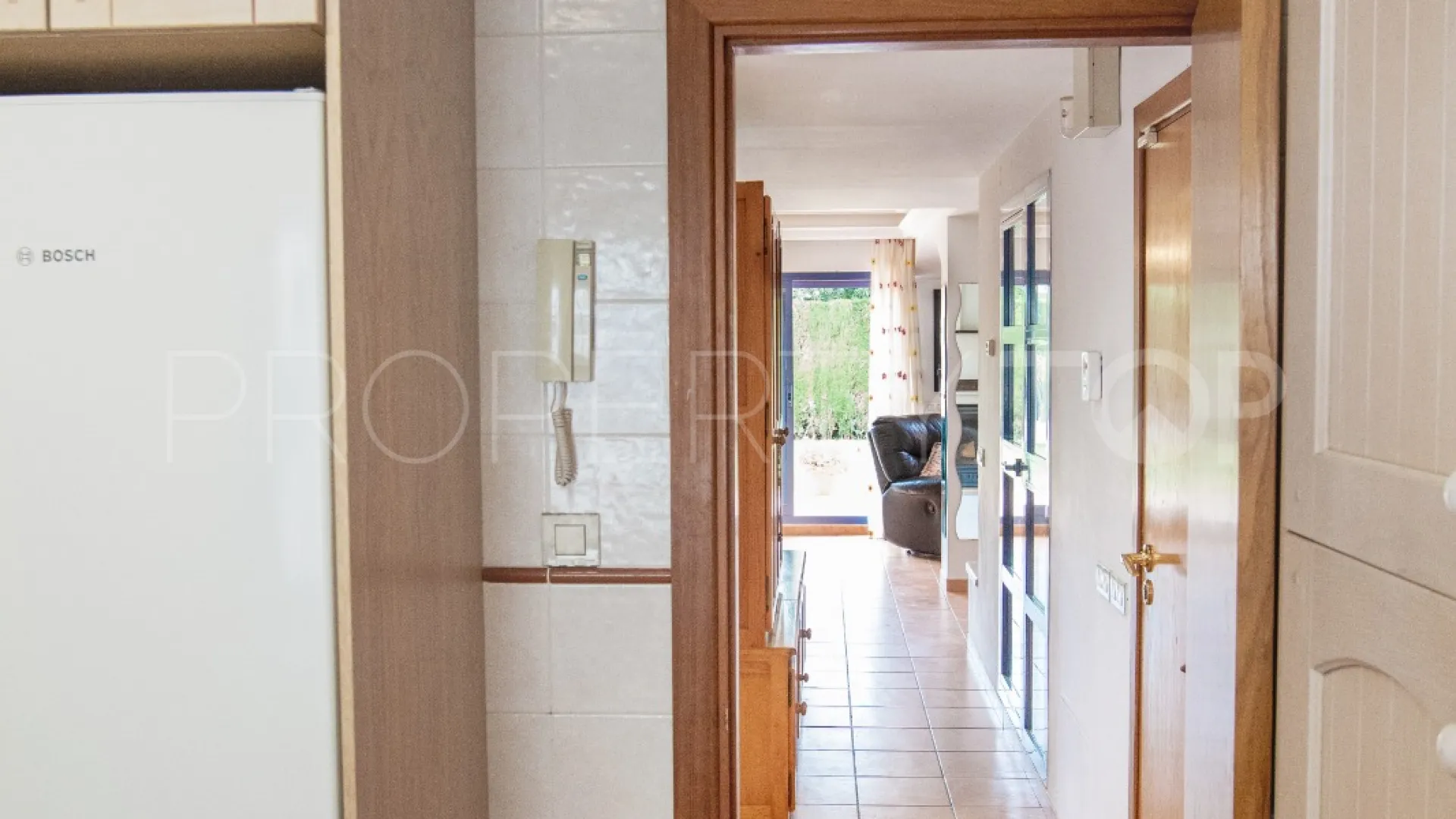 Semi detached house for sale in Los Naranjos with 5 bedrooms
