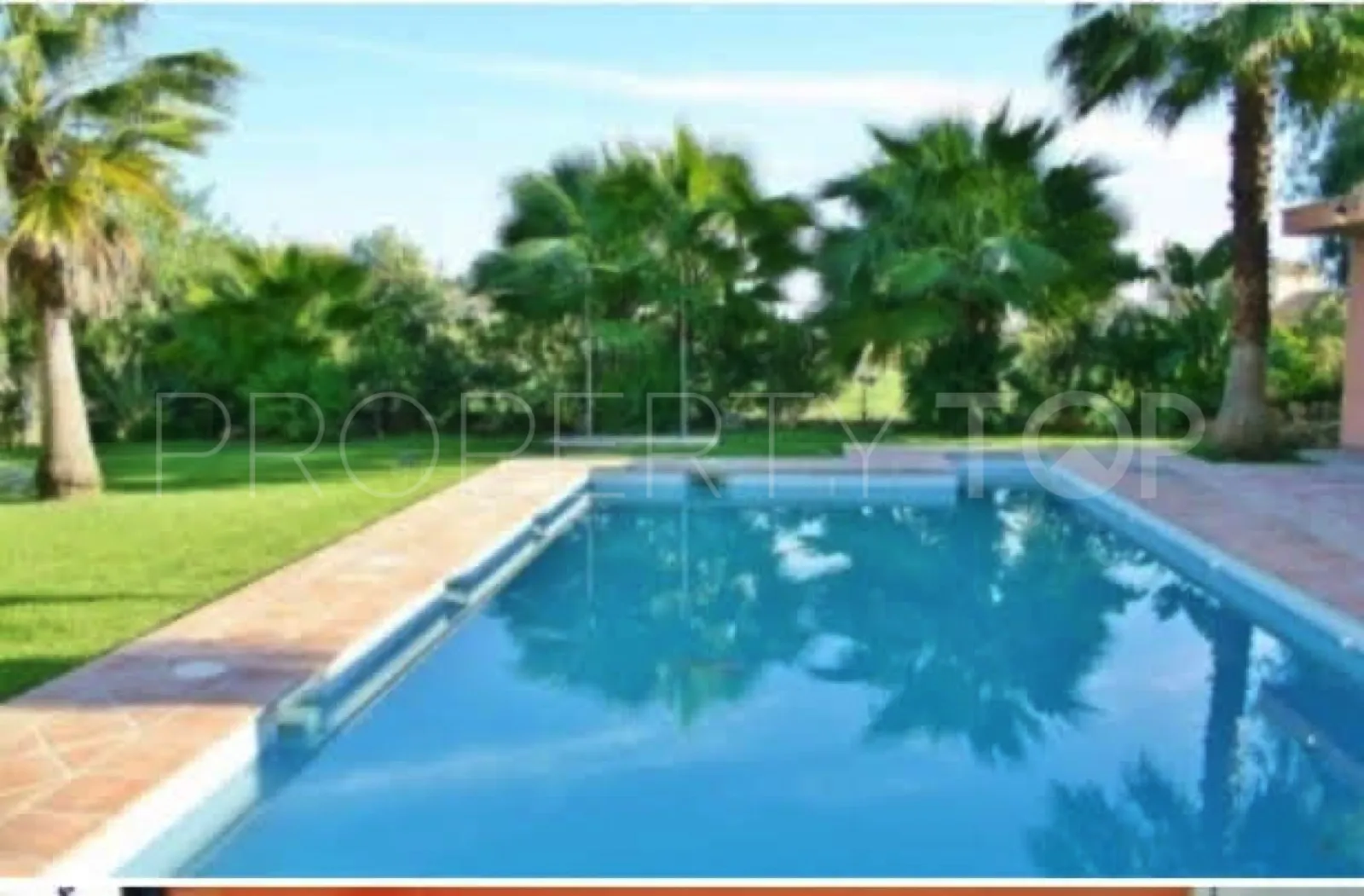 Semi detached house for sale in Los Naranjos with 5 bedrooms