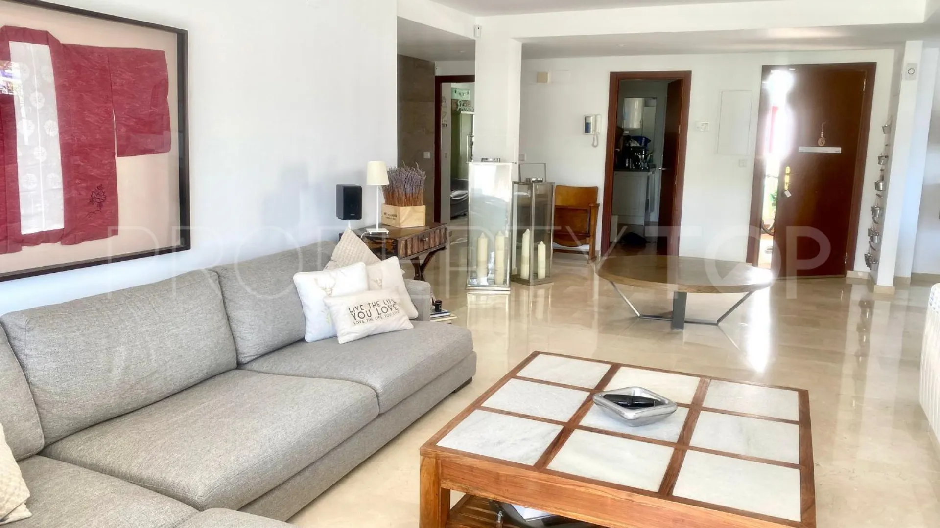 Atico duplex en venta en Guadalmina Baja con 5 dormitorios