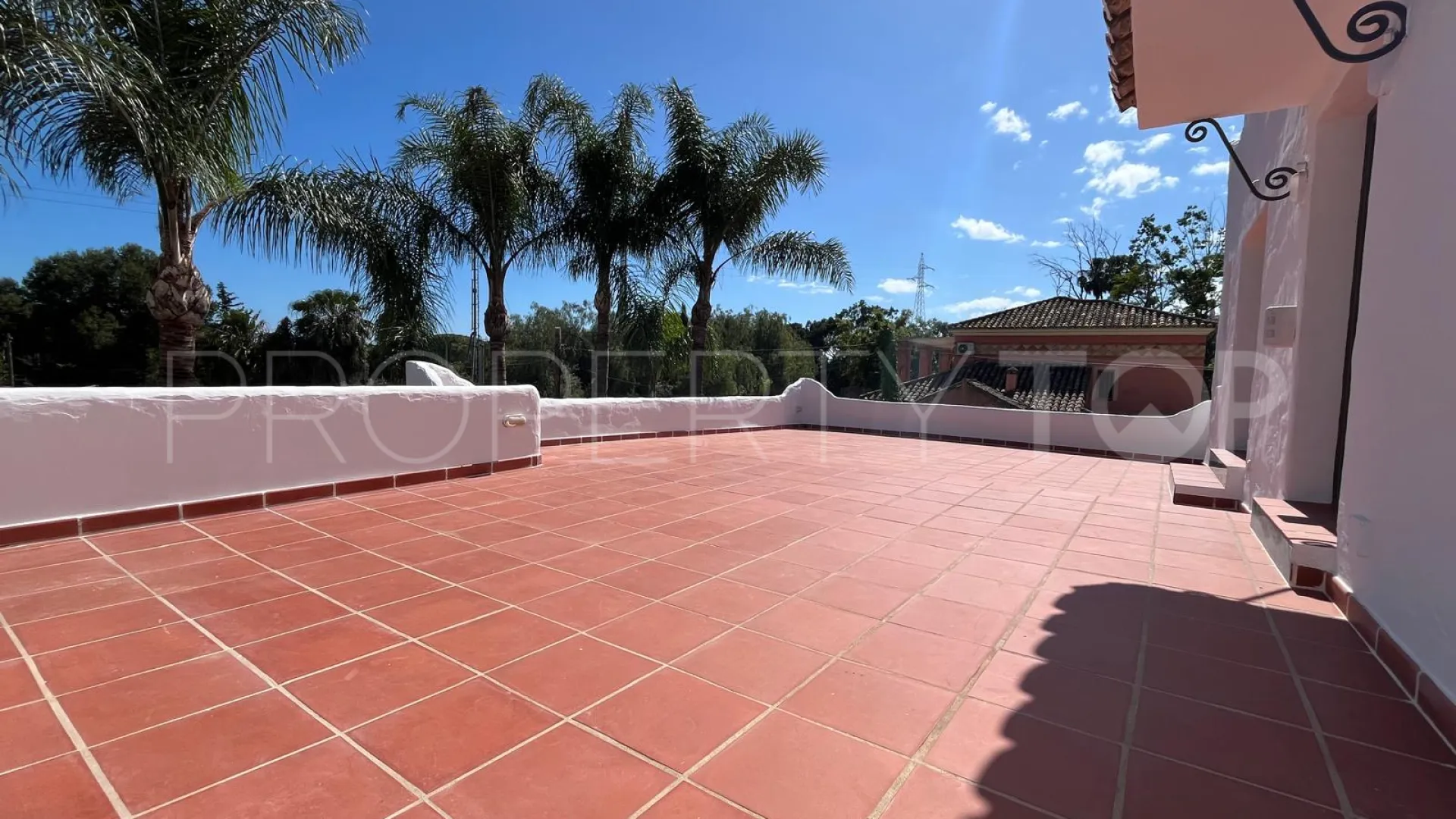 Se vende casa en Nagüeles de 3 dormitorios