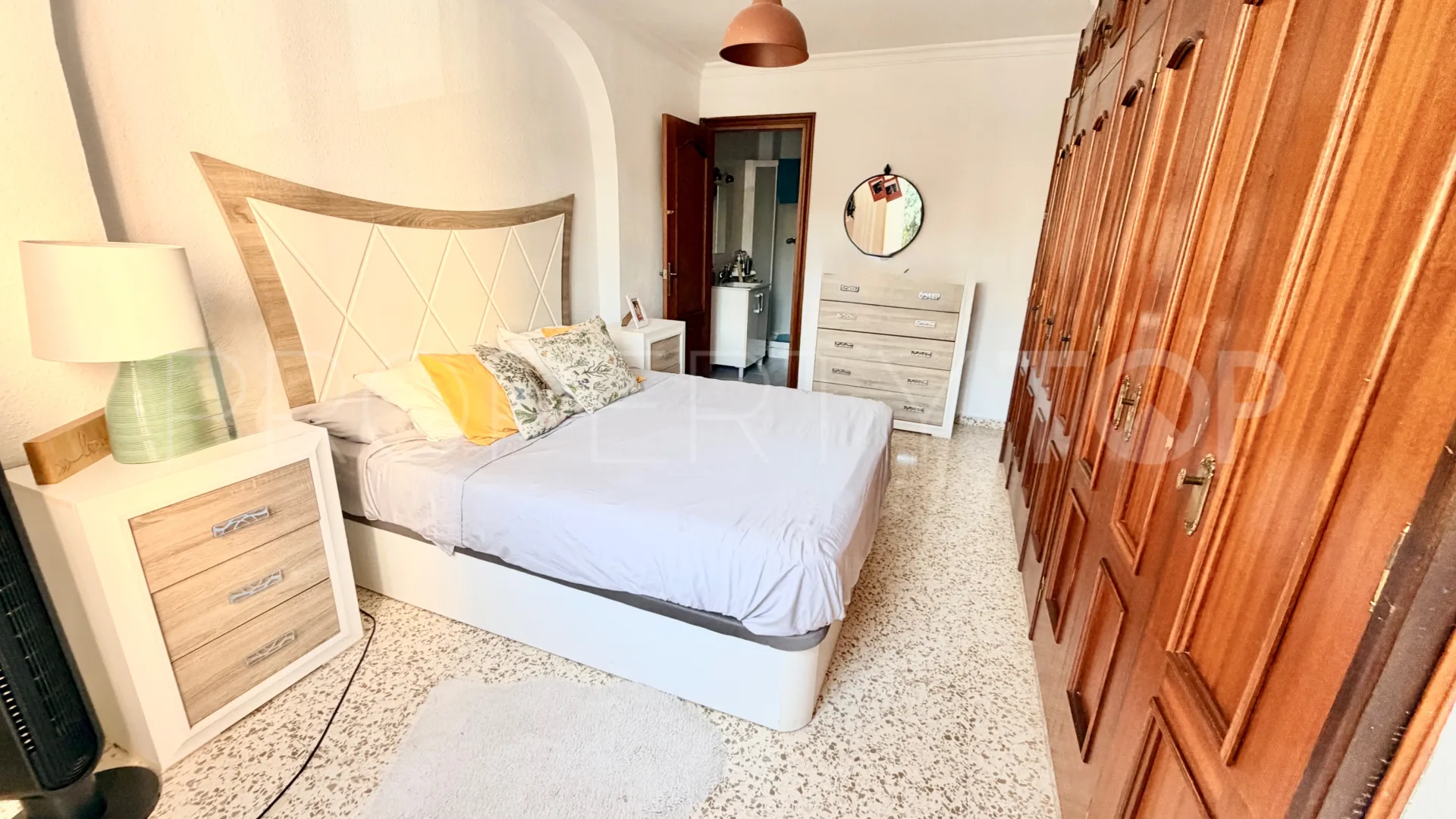 For sale Marbella City 4 bedrooms apartment