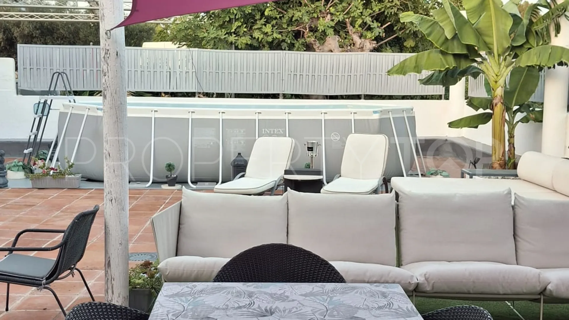 Villa for sale in San Pedro de Alcantara with 3 bedrooms