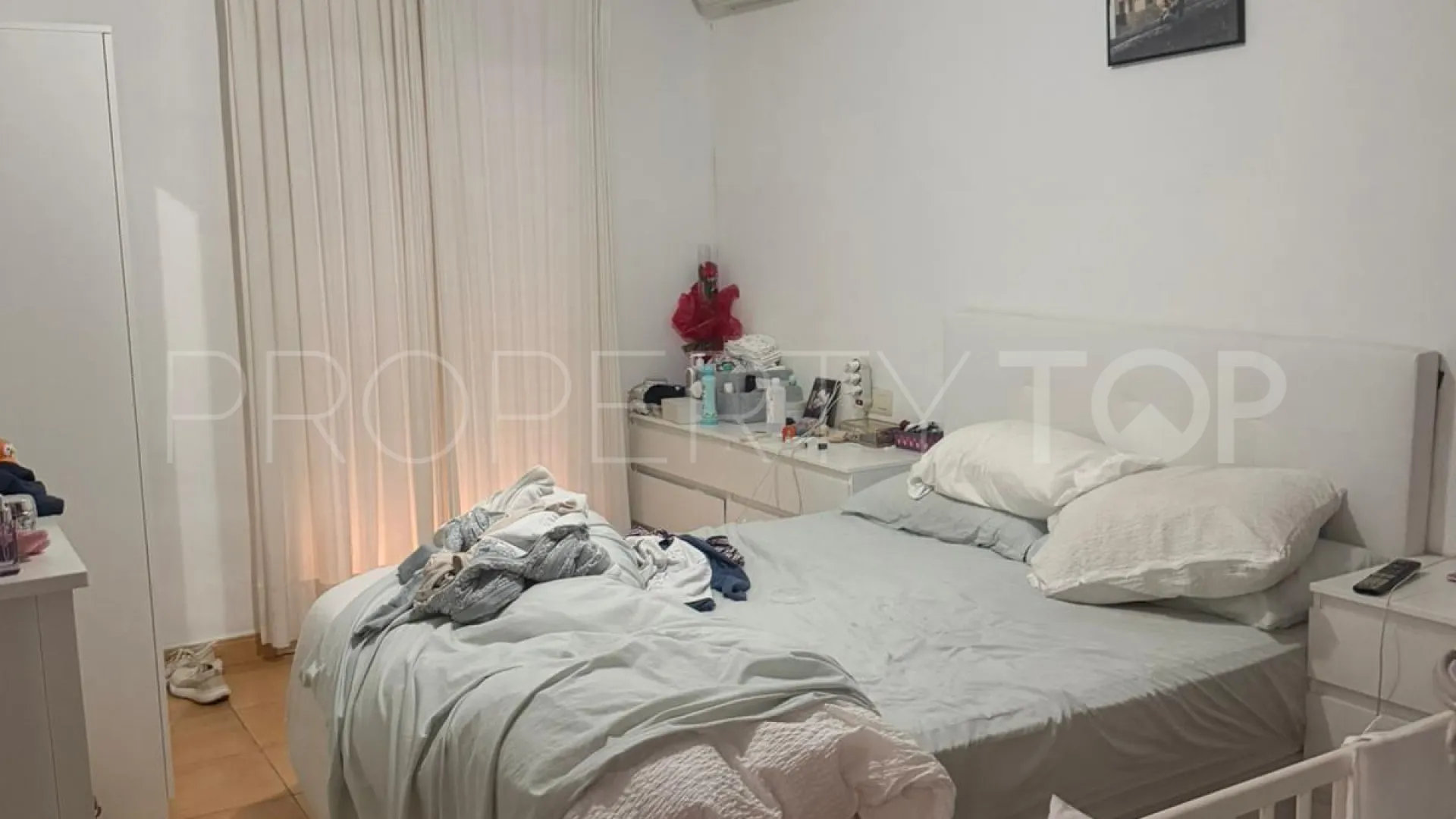 Town house for sale in Benahavis Centro