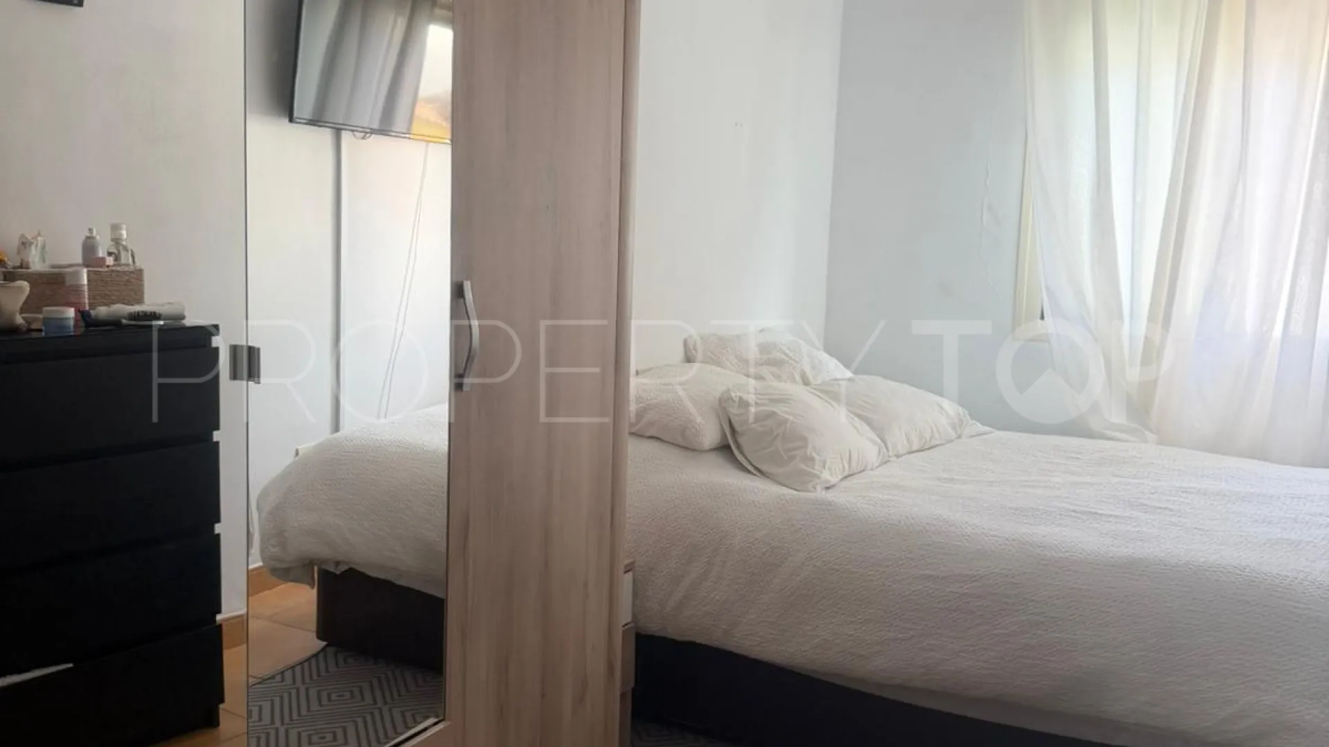 Town house for sale in Benahavis Centro