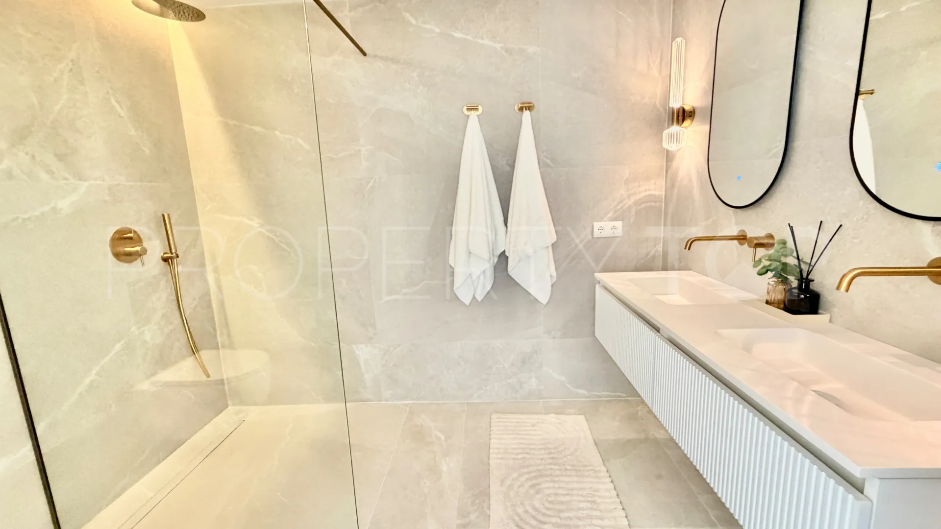 For sale apartment in La Quinta