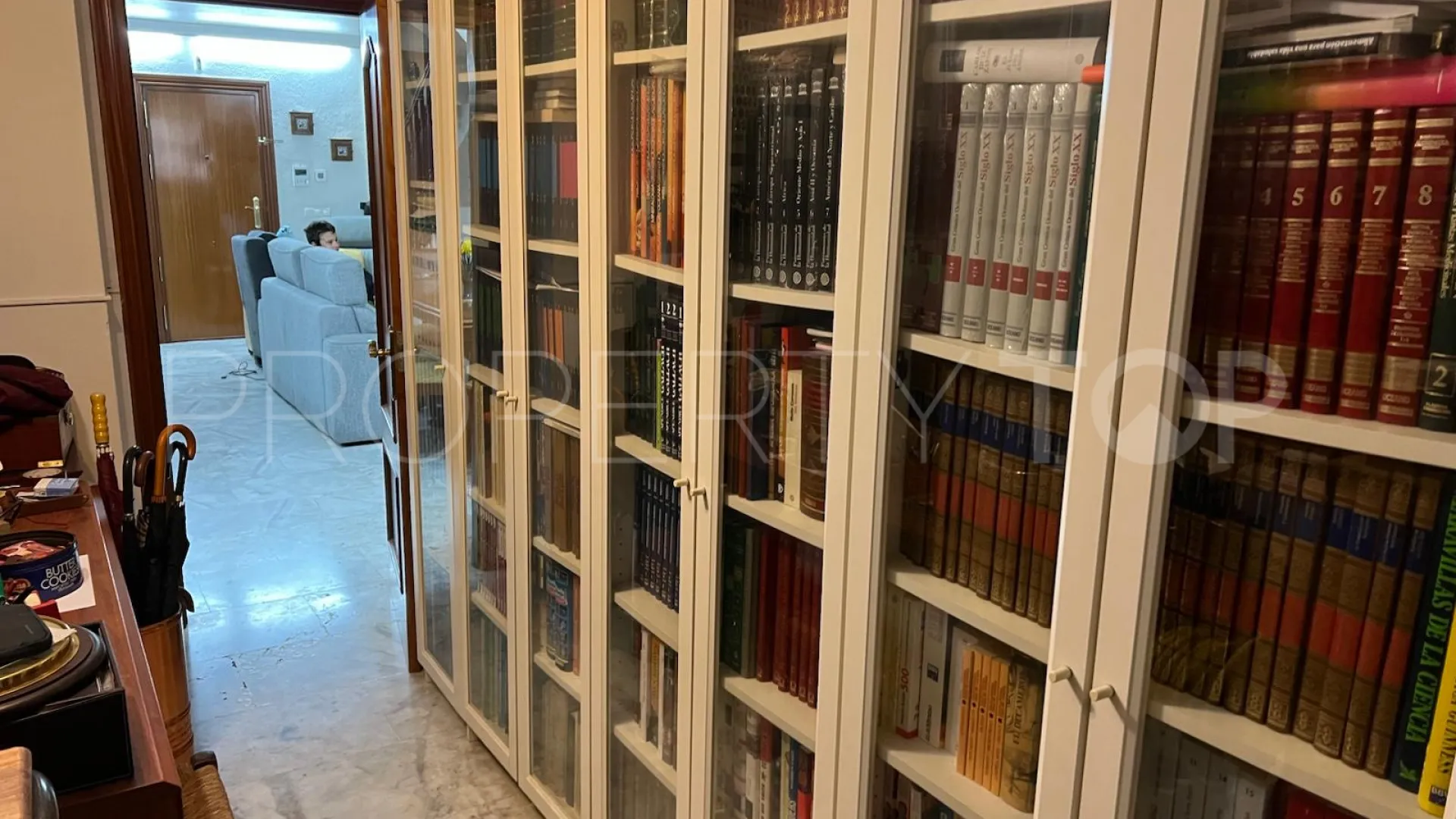 Se vende casa con 4 dormitorios en La Campana