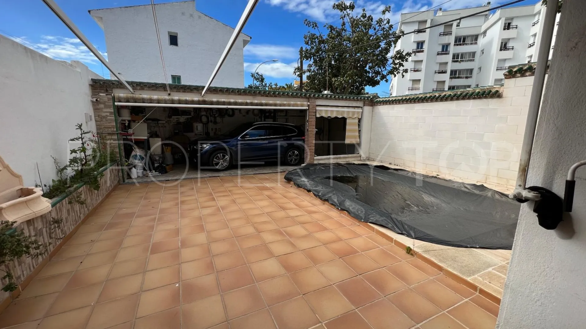 Se vende casa con 4 dormitorios en La Campana
