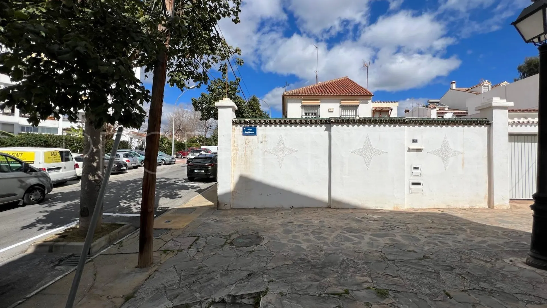 Se vende casa con 4 dormitorios en La Campana