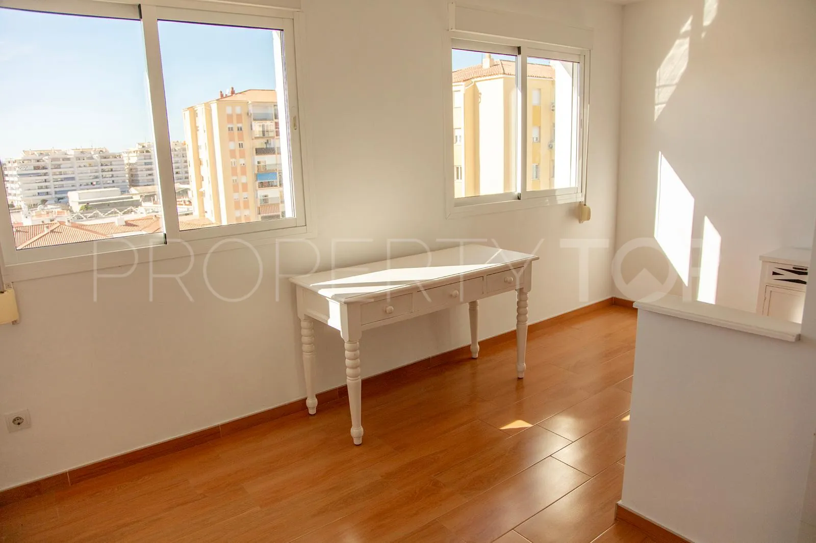 For sale 4 bedrooms apartment in San Pedro de Alcantara