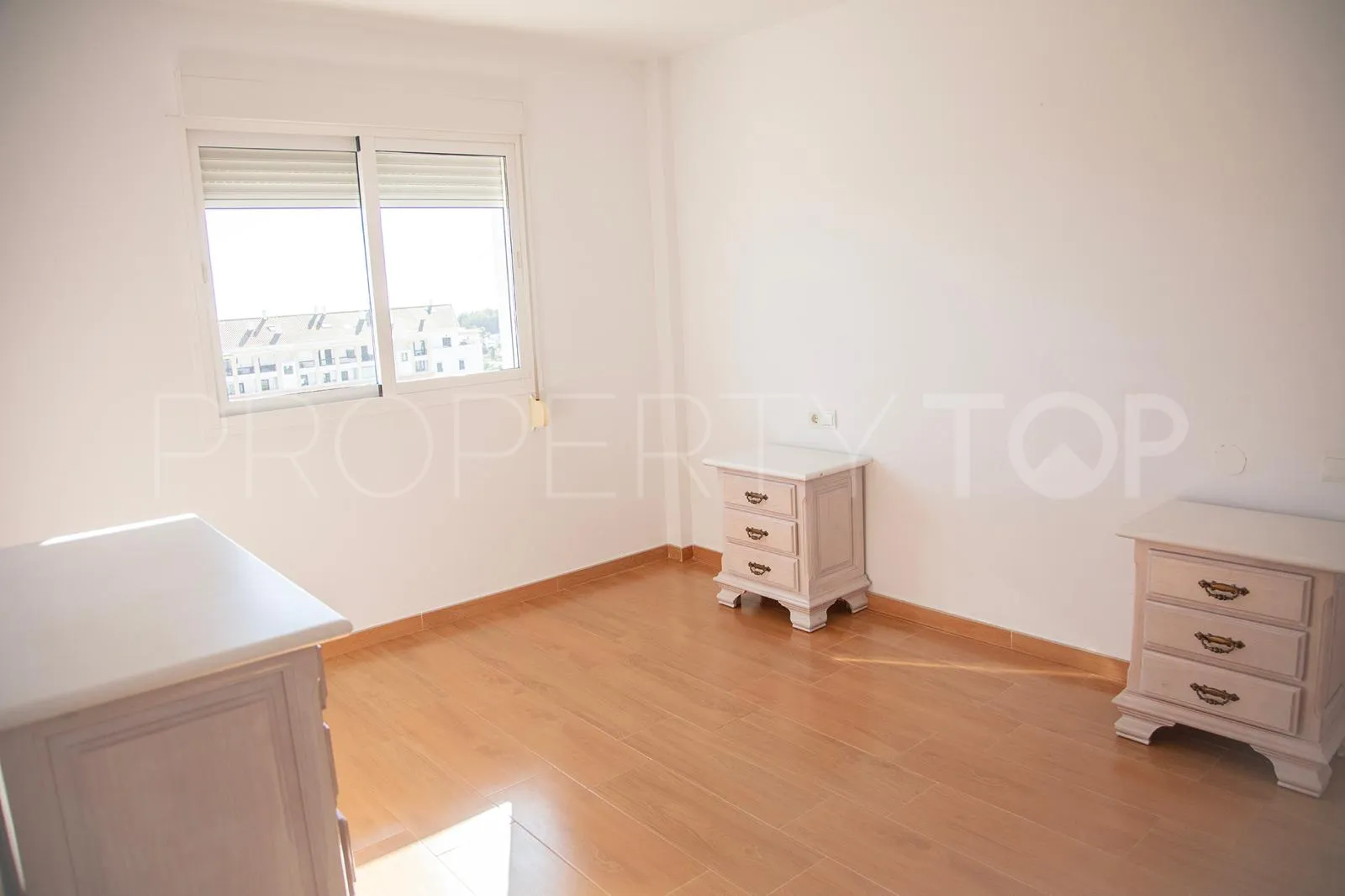 For sale 4 bedrooms apartment in San Pedro de Alcantara