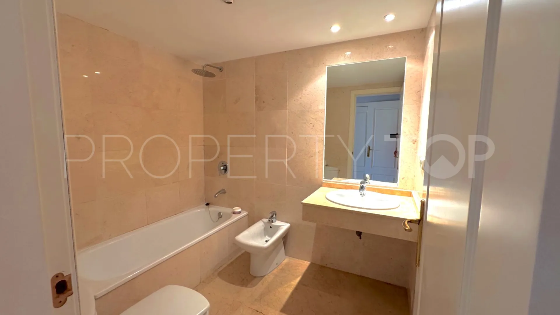 For sale apartment in Las Lomas de Rio Real with 2 bedrooms