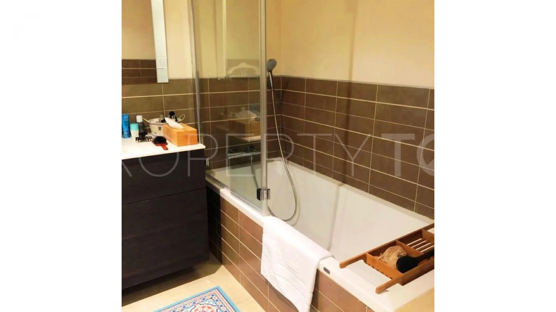 For sale ground floor apartment in Finca Cortesin