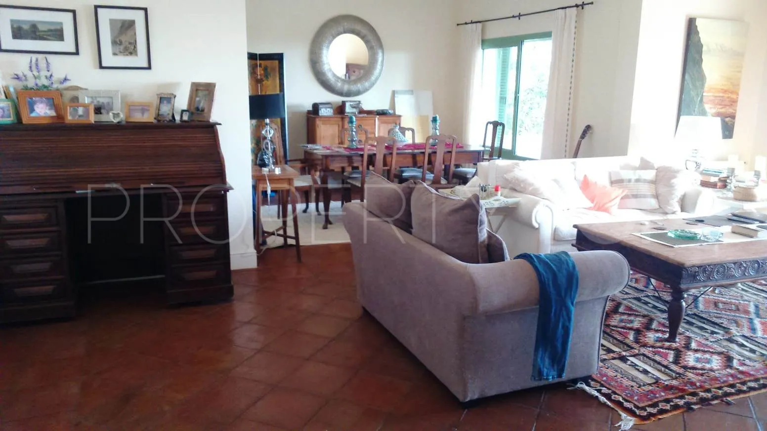 Buy villa in Torreguadiaro with 4 bedrooms