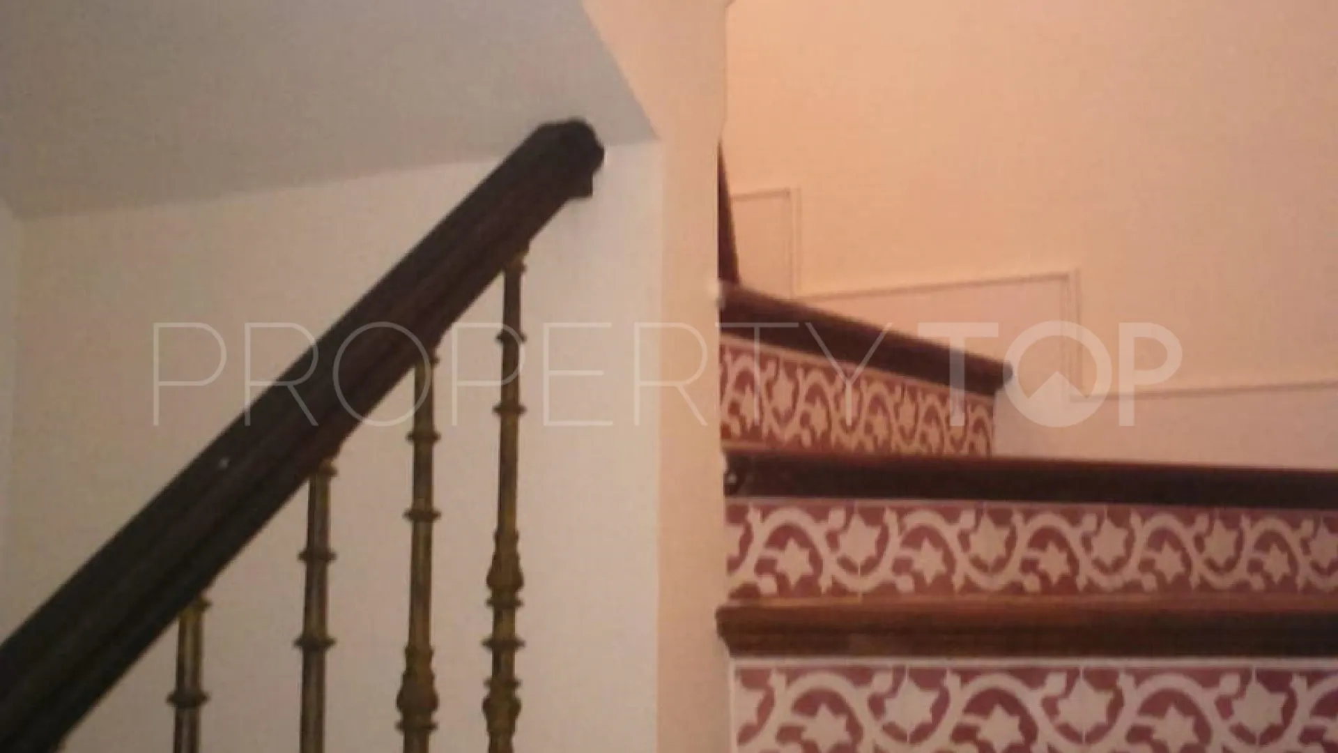 Buy villa in Torreguadiaro with 4 bedrooms