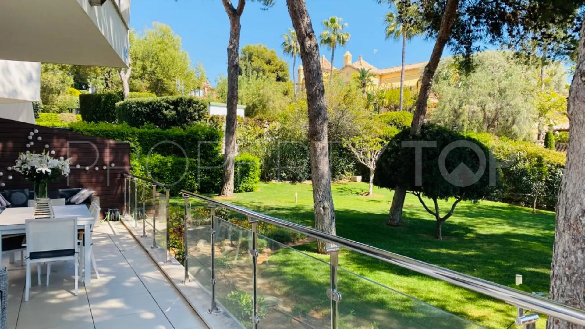 Sierra Blanca, adosado de 2 dormitorios en venta