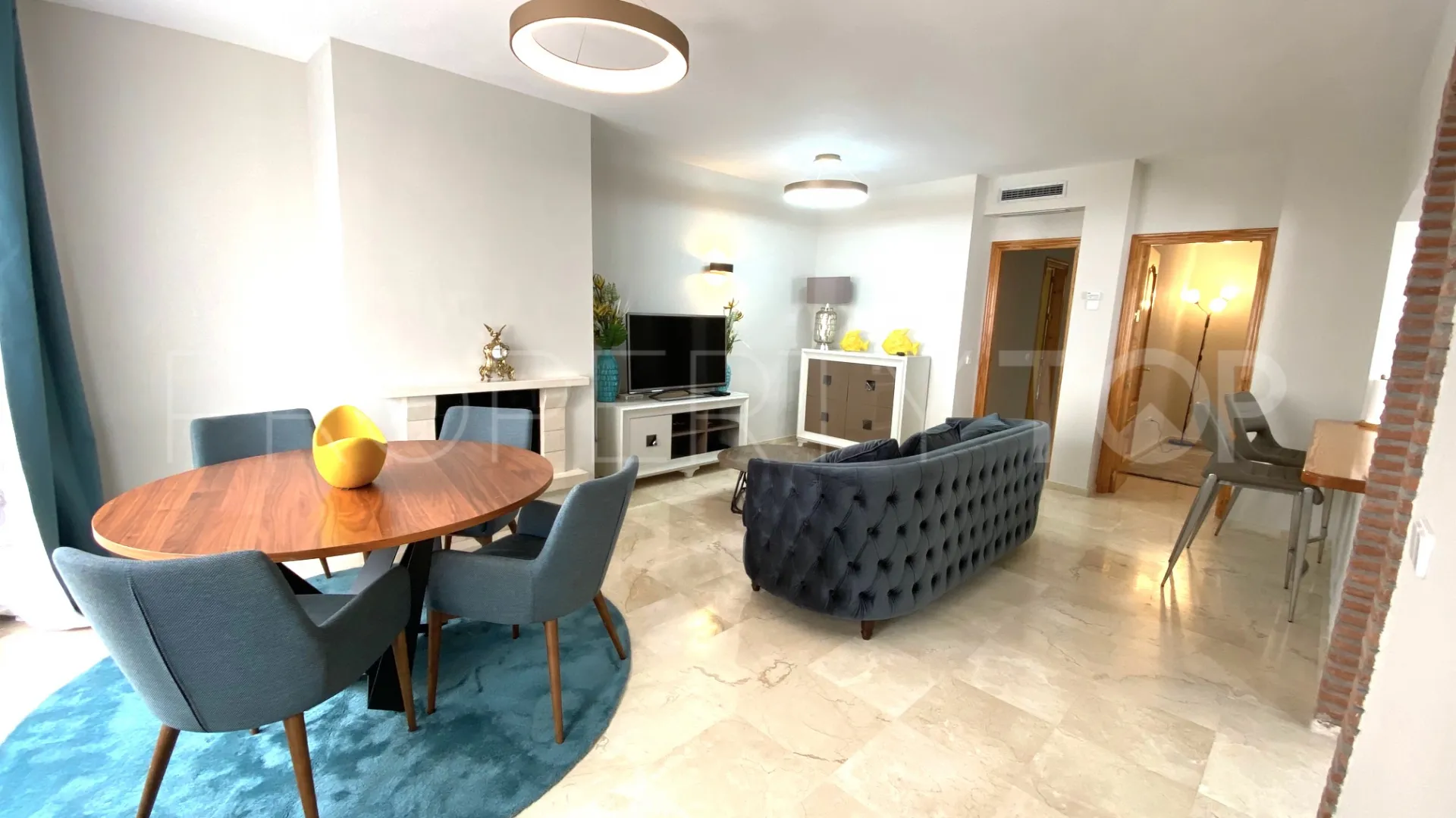 Comprar apartamento con 2 dormitorios en Los Pinos de Aloha