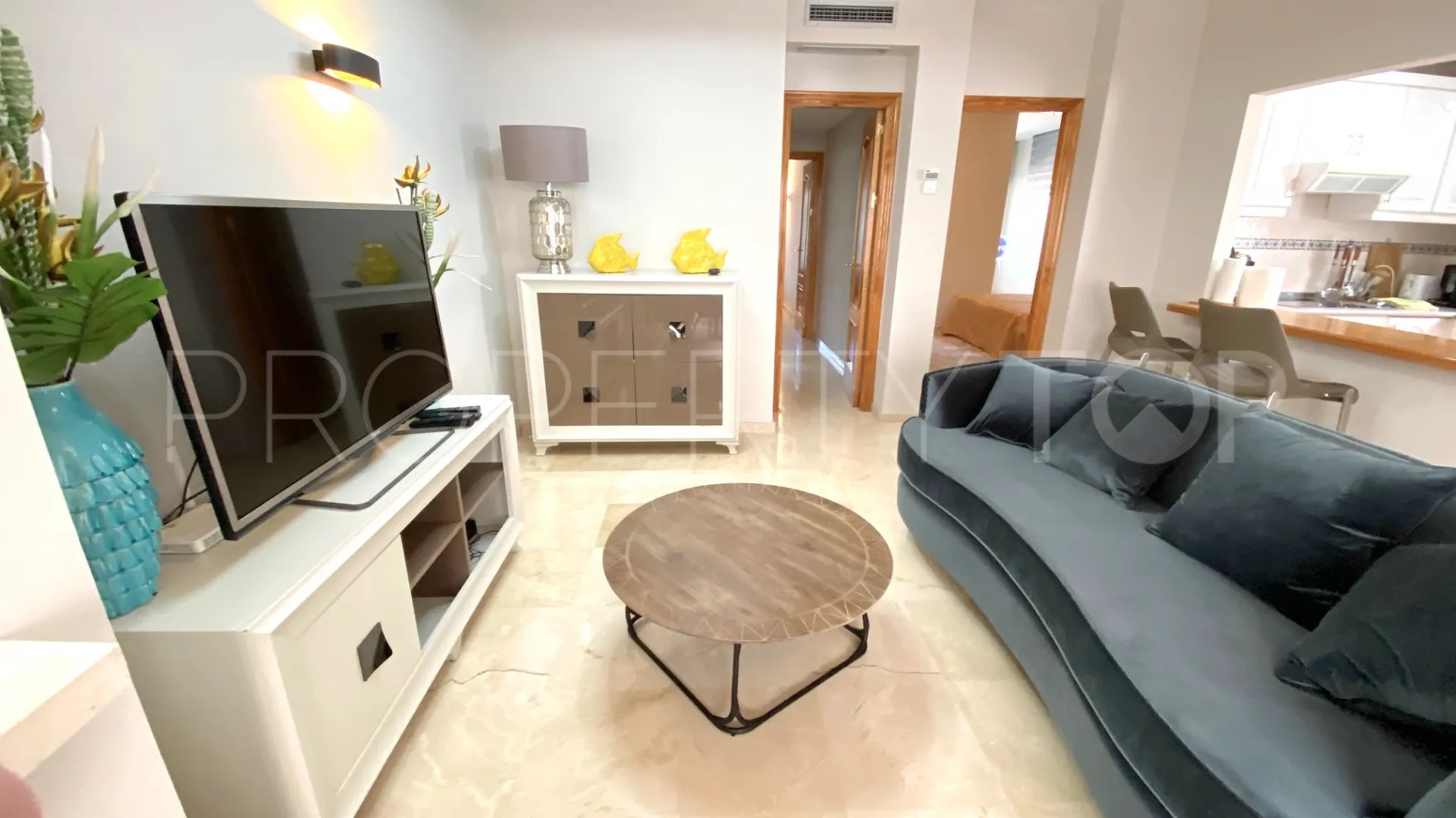 Comprar apartamento con 2 dormitorios en Los Pinos de Aloha