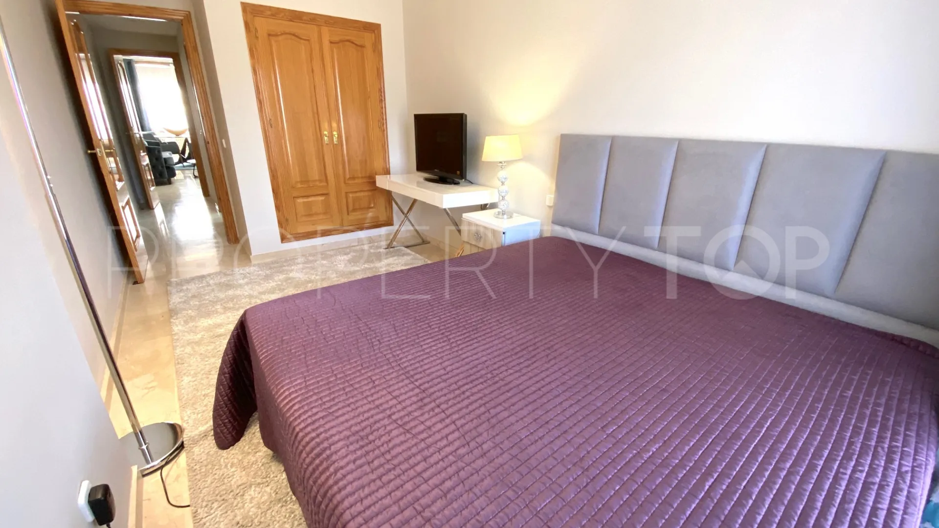 Comprar apartamento con 2 dormitorios en Los Pinos de Aloha