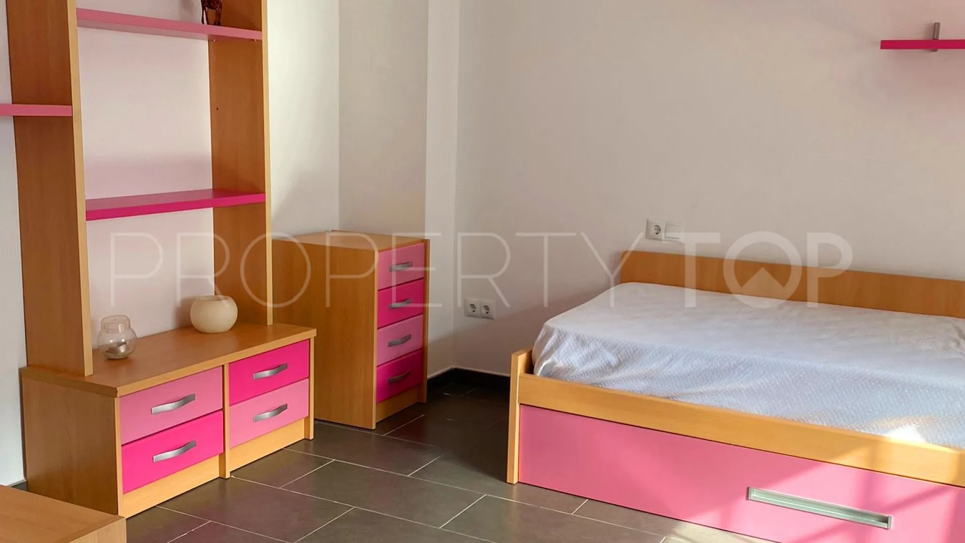 Adosado en venta en San Enrique de Guadiaro