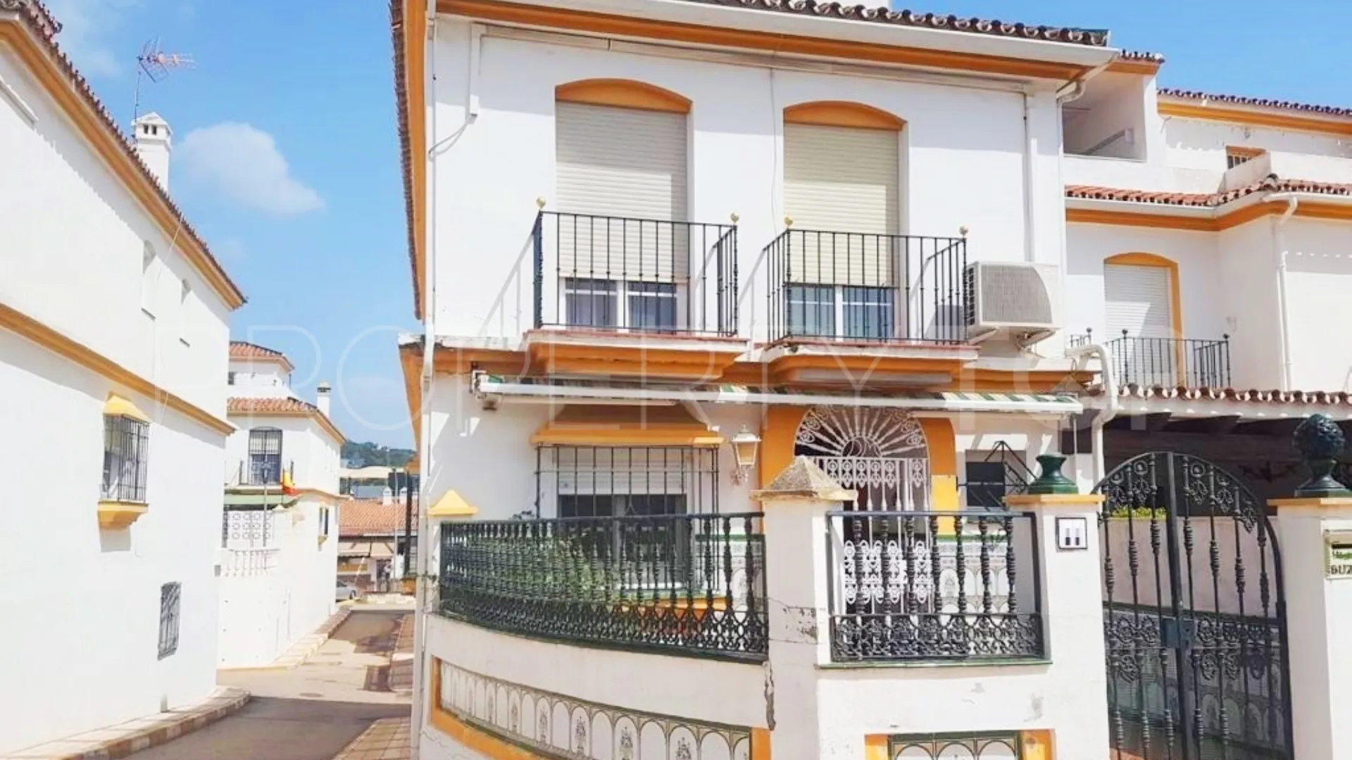 For sale semi detached house in Calvario with 4 bedrooms