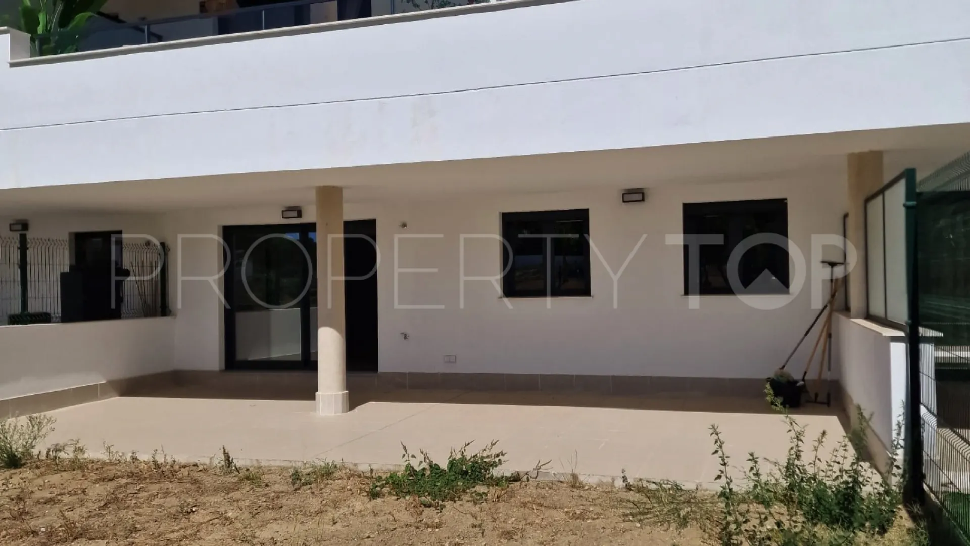 Buy ground floor apartment in Las Joyas