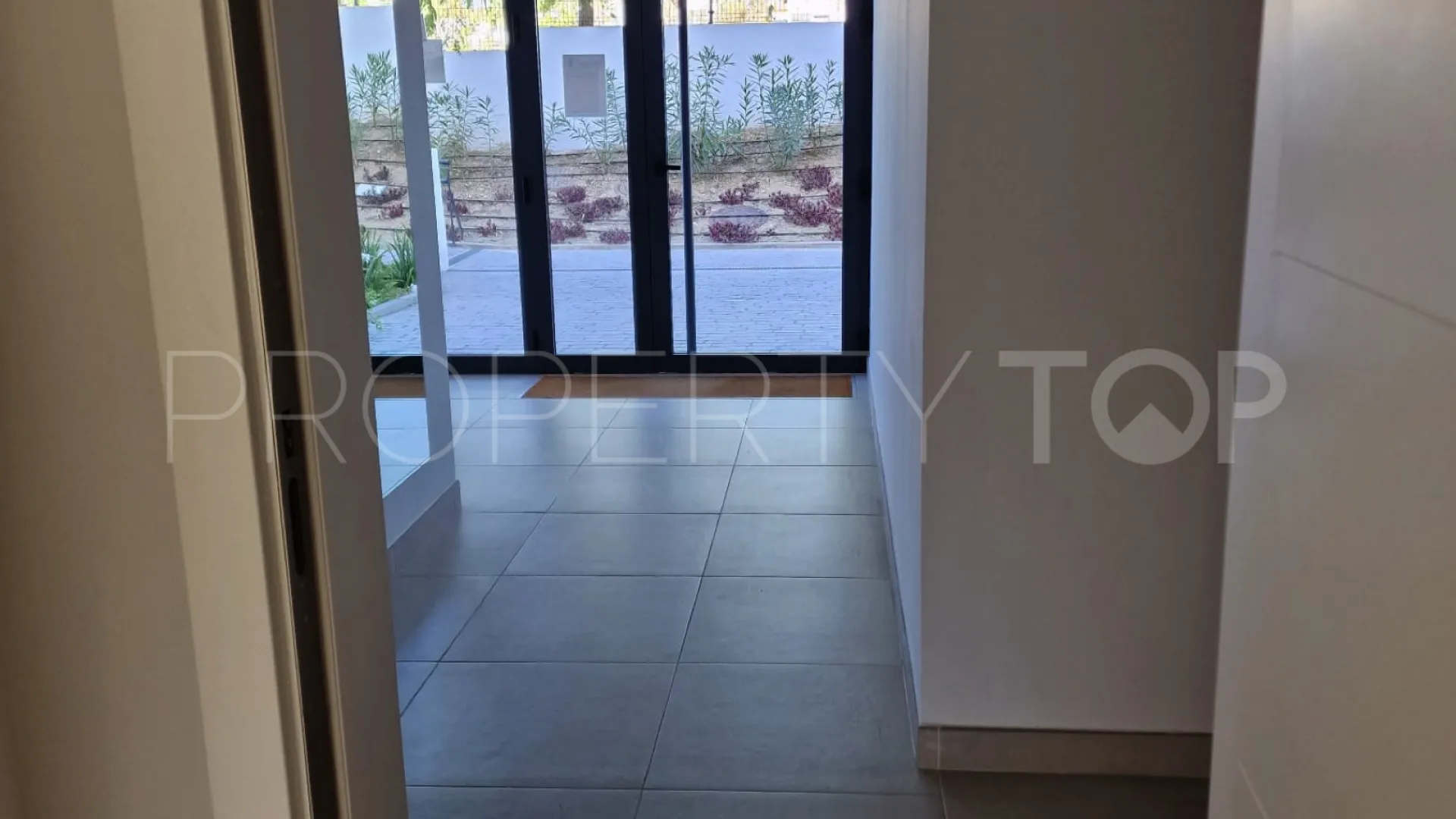 Buy ground floor apartment in Las Joyas