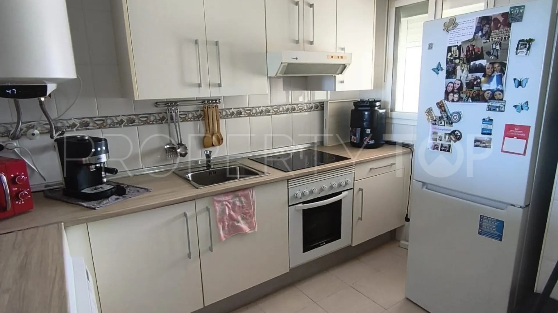 Apartamento de 3 dormitorios a la venta en Doña Julia